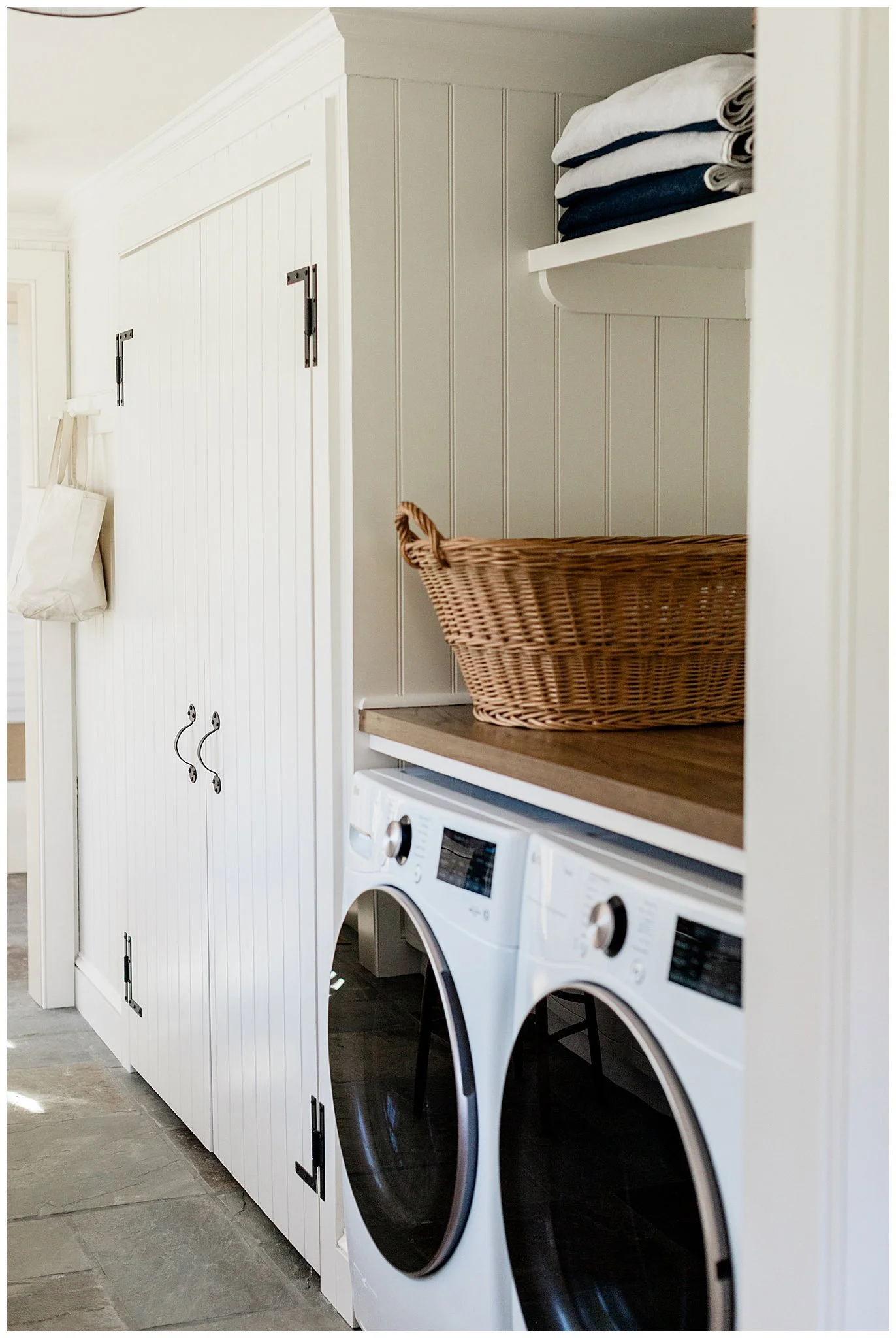historic-colonial-mudroom-cohasset-ma-south-shore-builder_1838.jpg