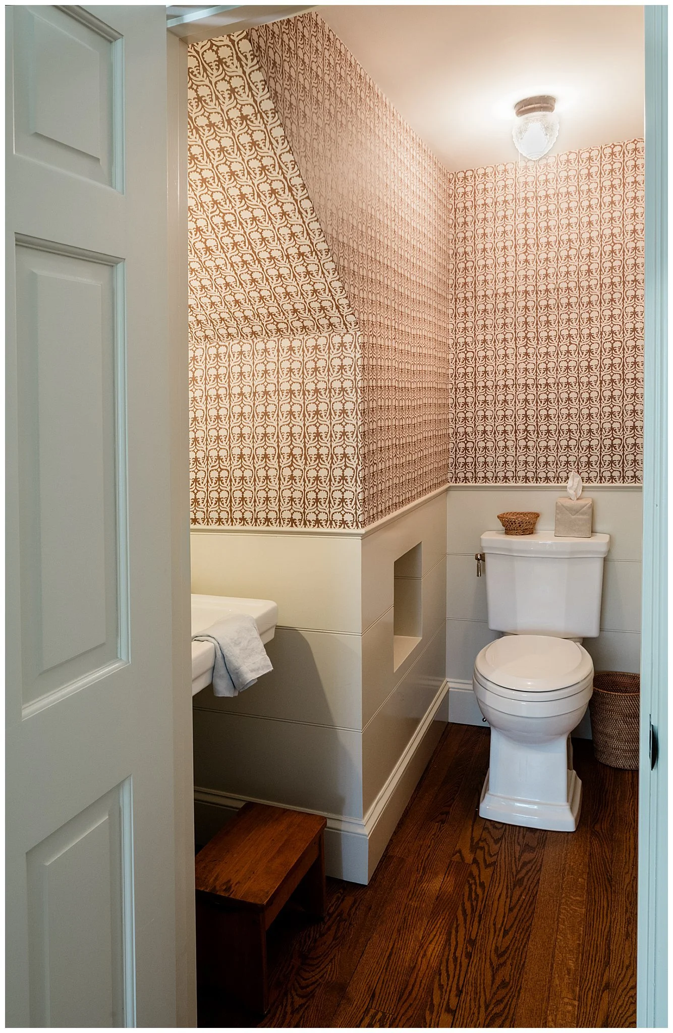 historic-colonial-mudroom-cohasset-ma-south-shore-builder_1842.jpg