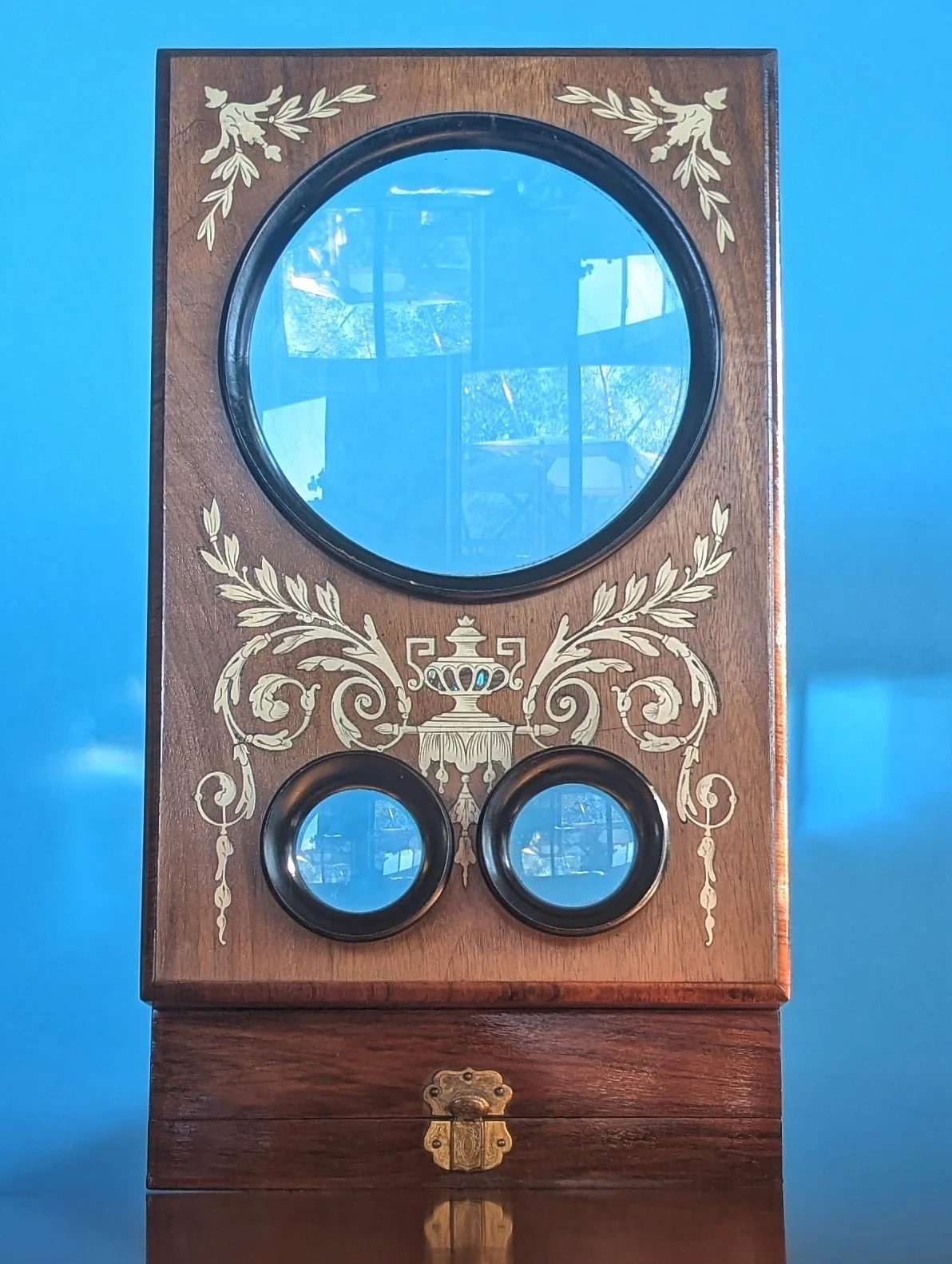 stereographoscope-stones-front.jpg
