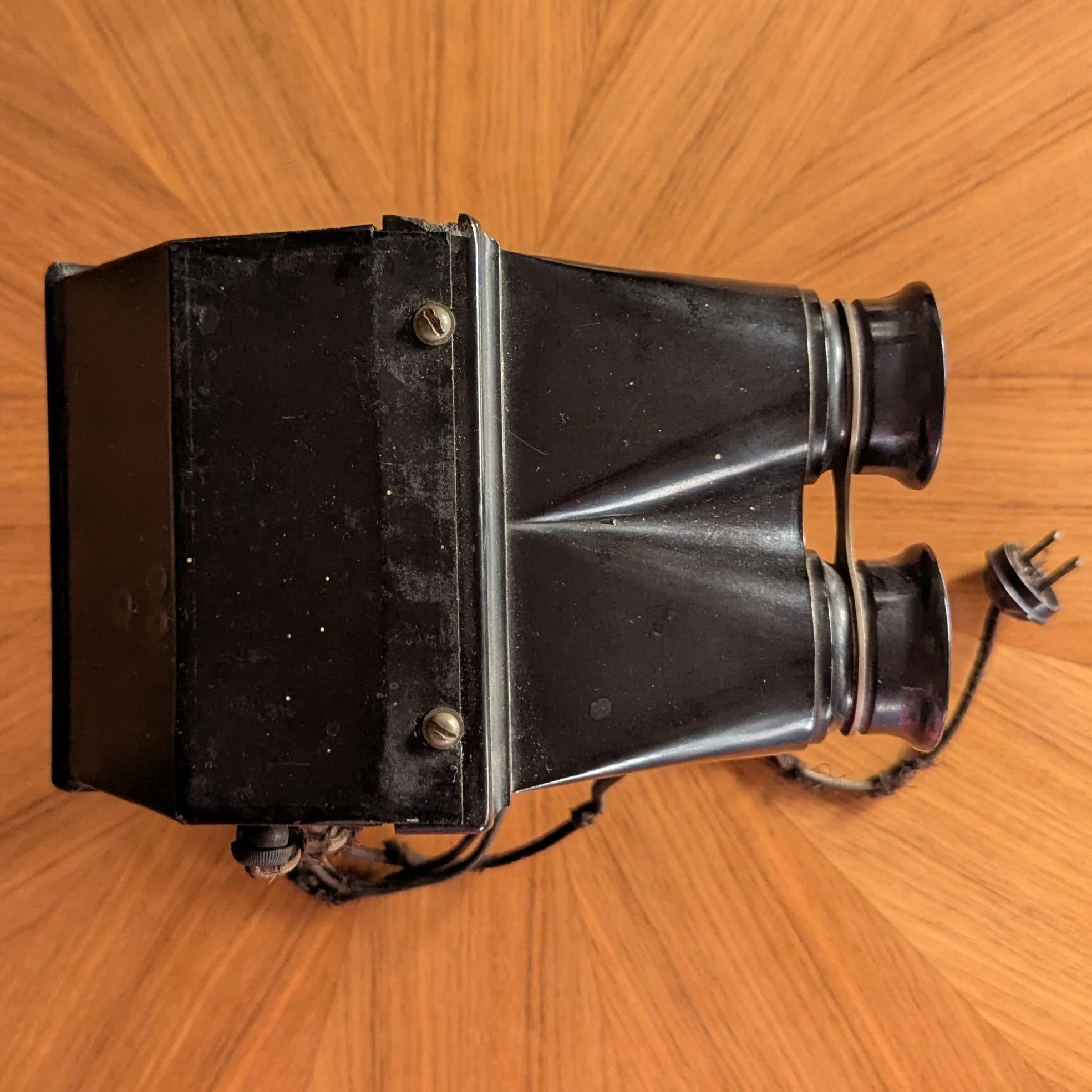 engeln-stereo-xray-viewer-top.jpg