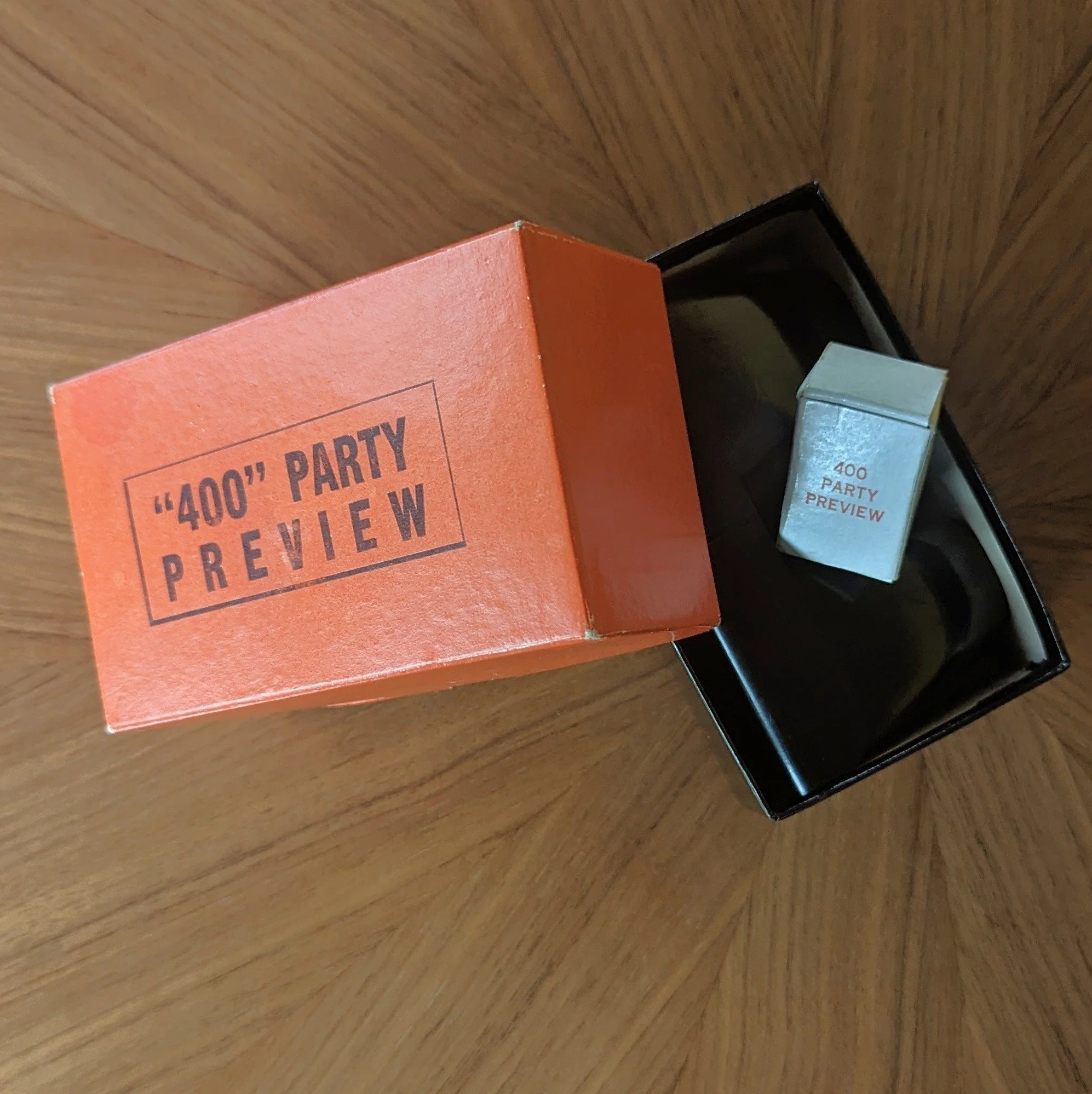 tru-vue-400-party-inside-box.jpeg