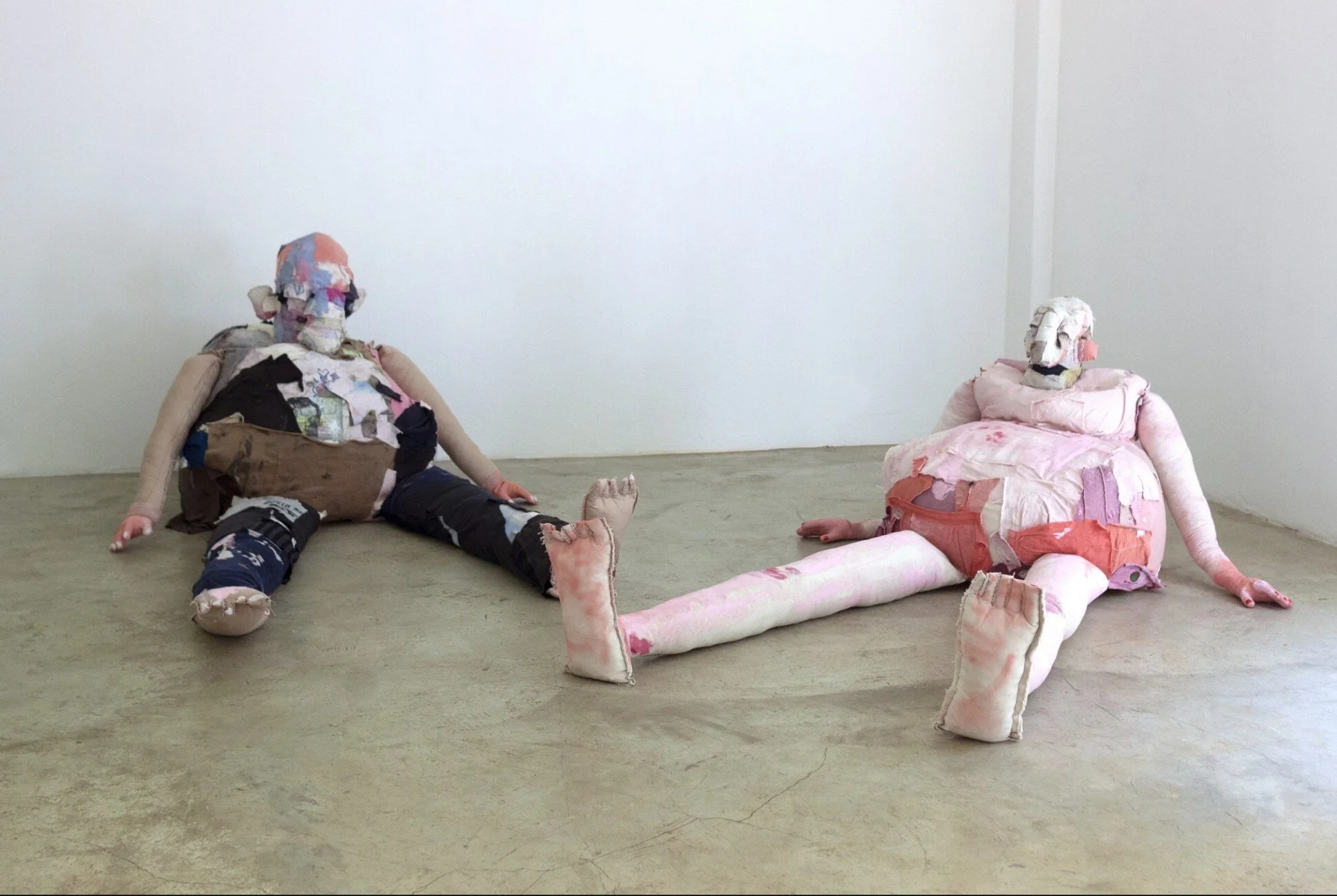 Group Exhibition - FORMS