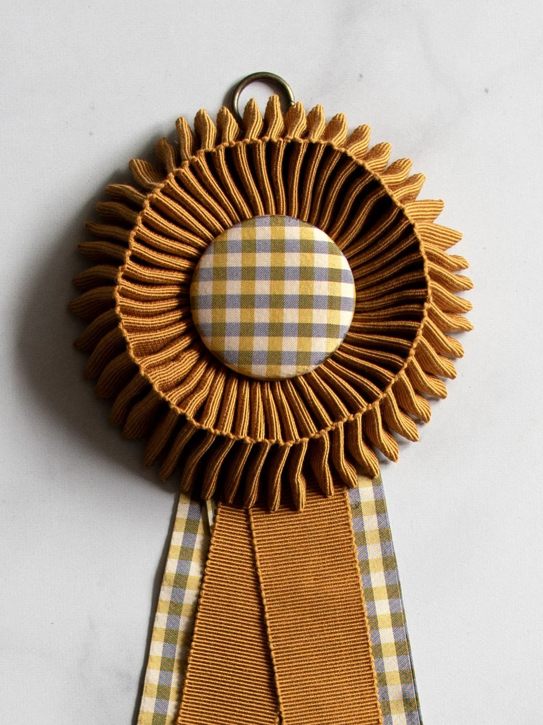 rosette-b-8c.jpg