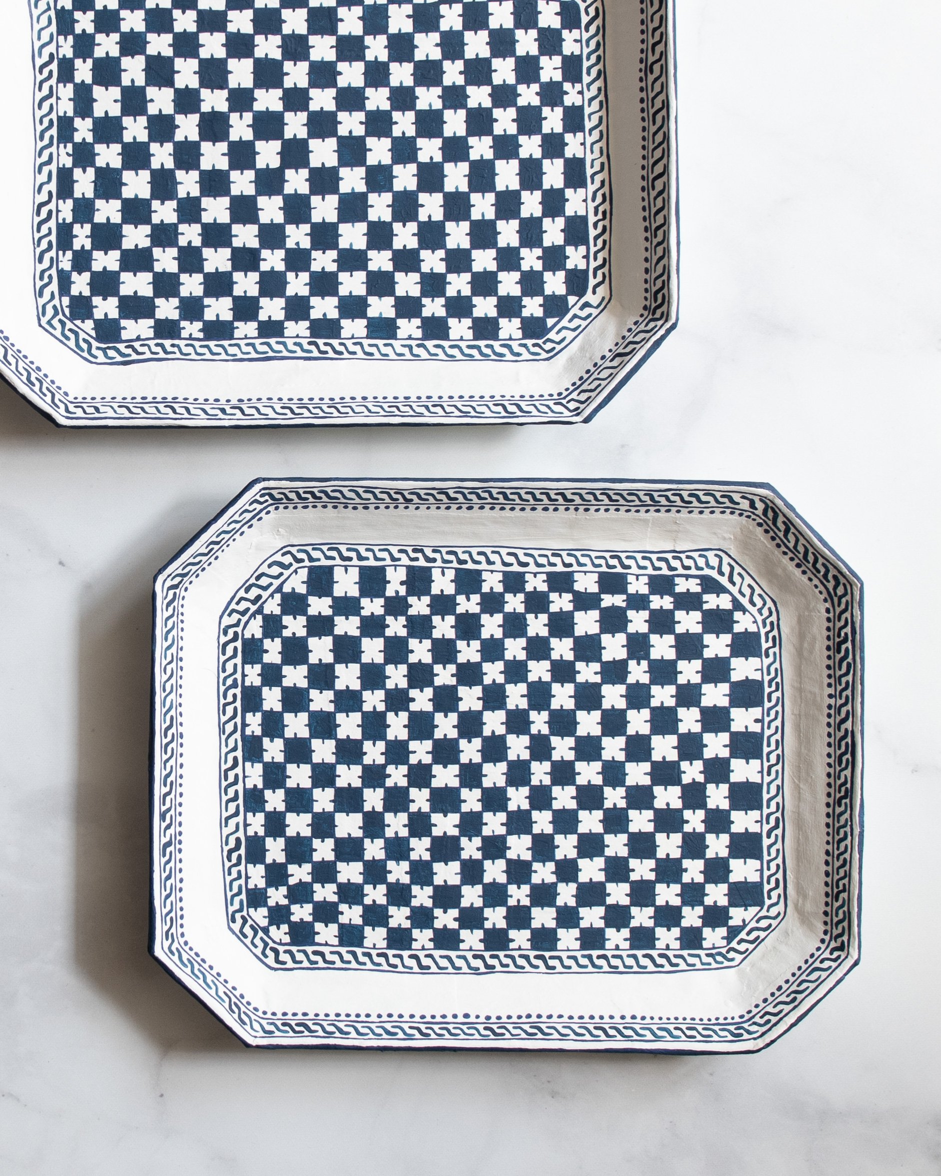 corriebethhogg_blue+whitesmtray_3papermache.jpg