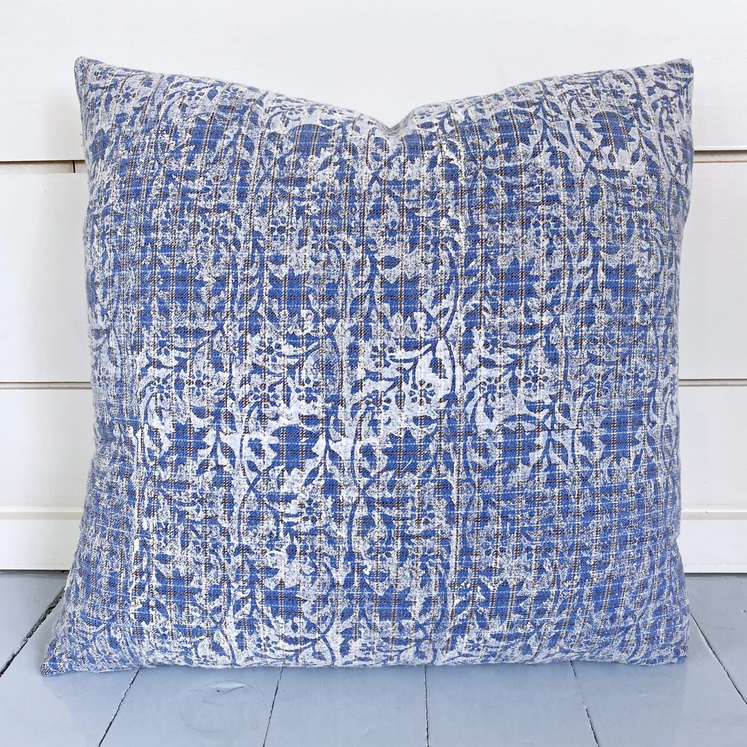 pillow1.jpg