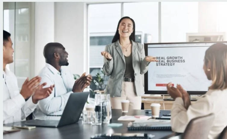 The Power of Coaching: How Corporate Training Transforms Leadership