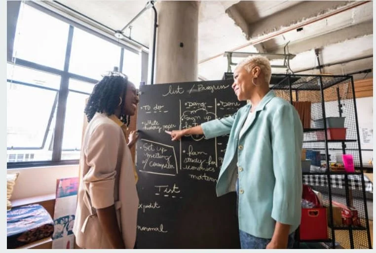 Mentorship vs. Coaching: How Combining Both Can Elevate Workplace Development