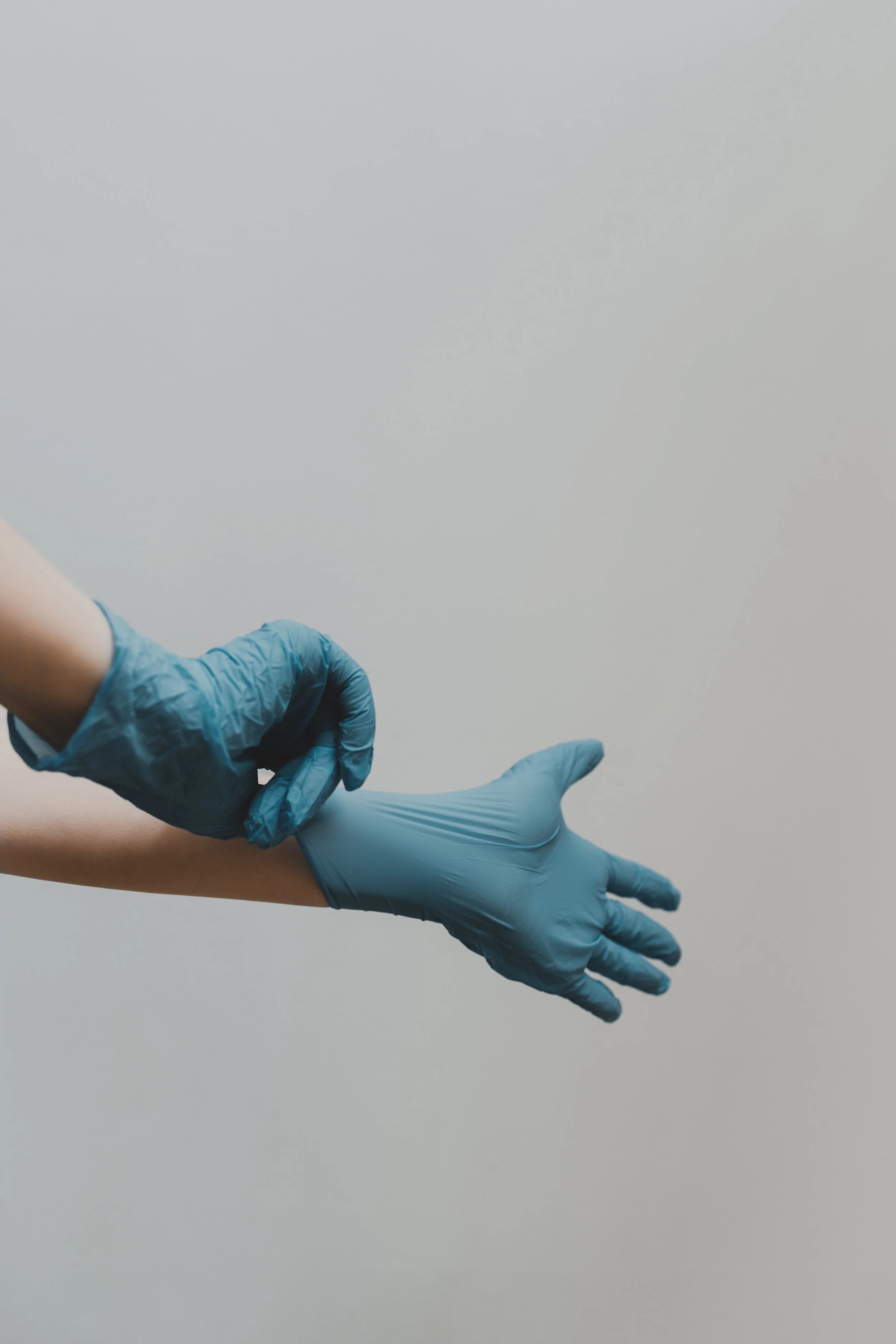 Coronavirus #3: Should We Wear Gloves?