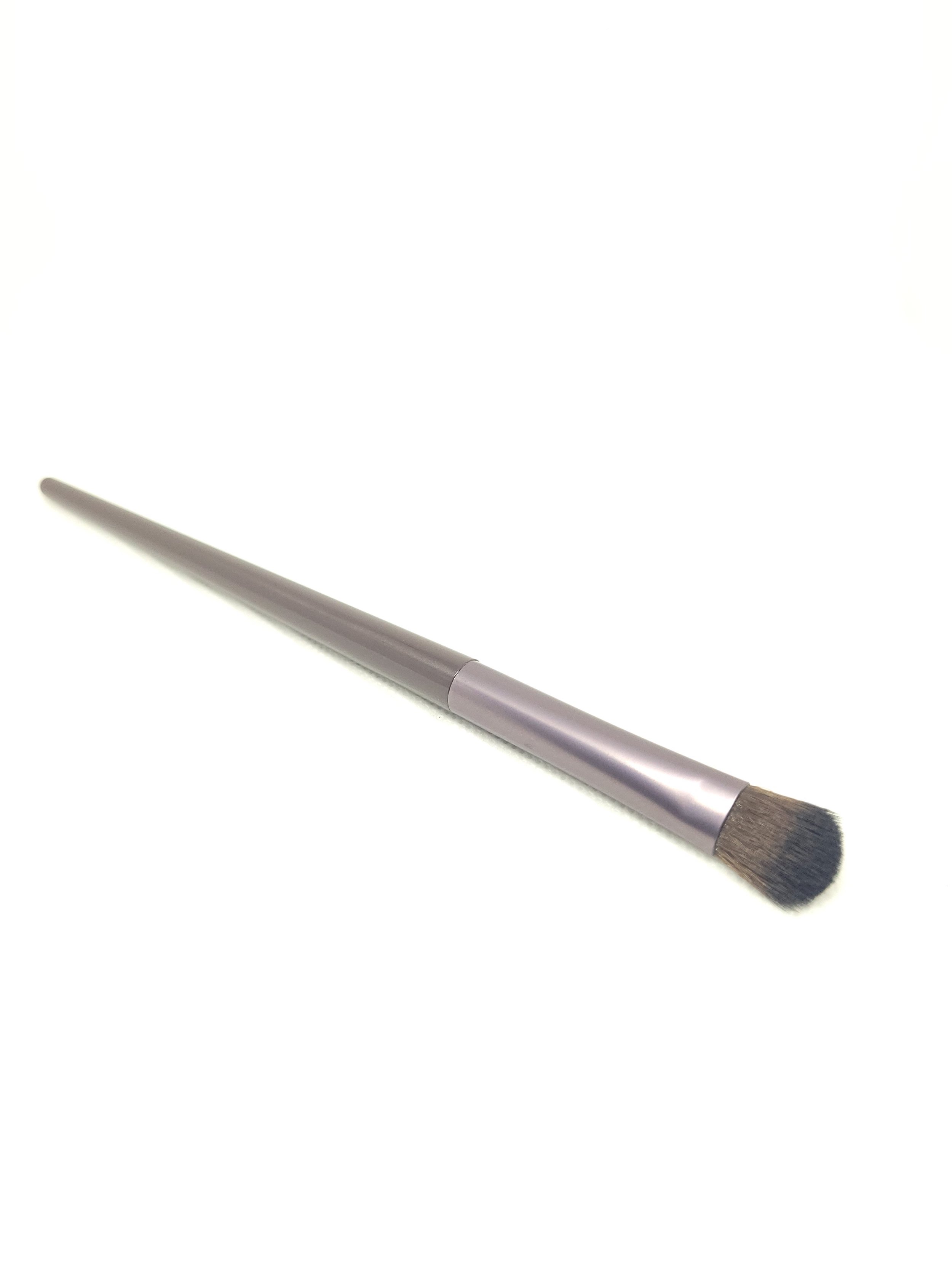 Eyeshadow brush.jpg