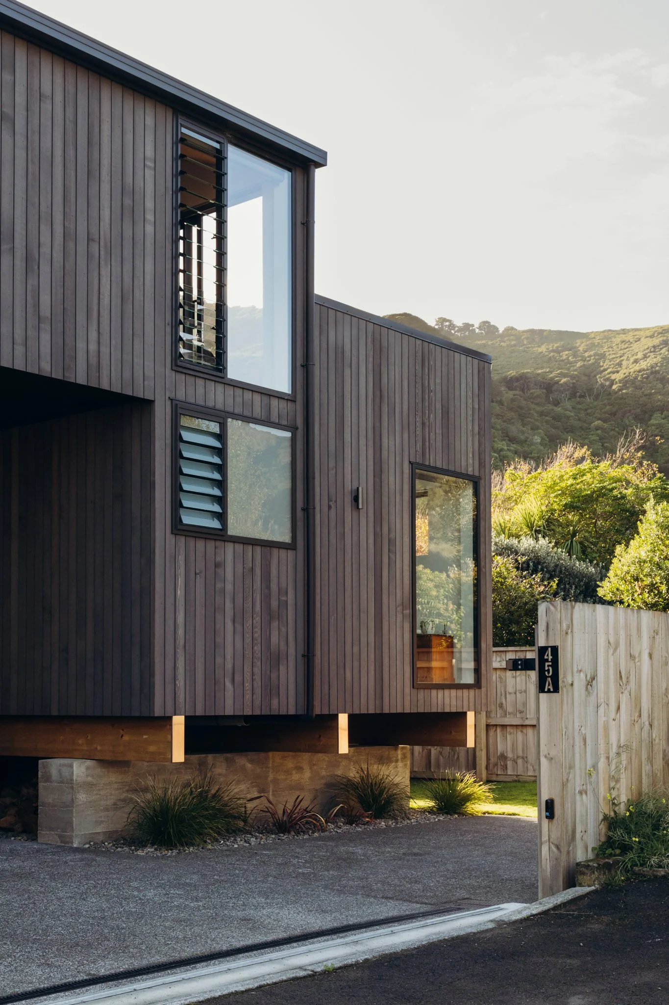 2024.04.23 Mackit Architecture - Pukatea St WEB-3297.jpg