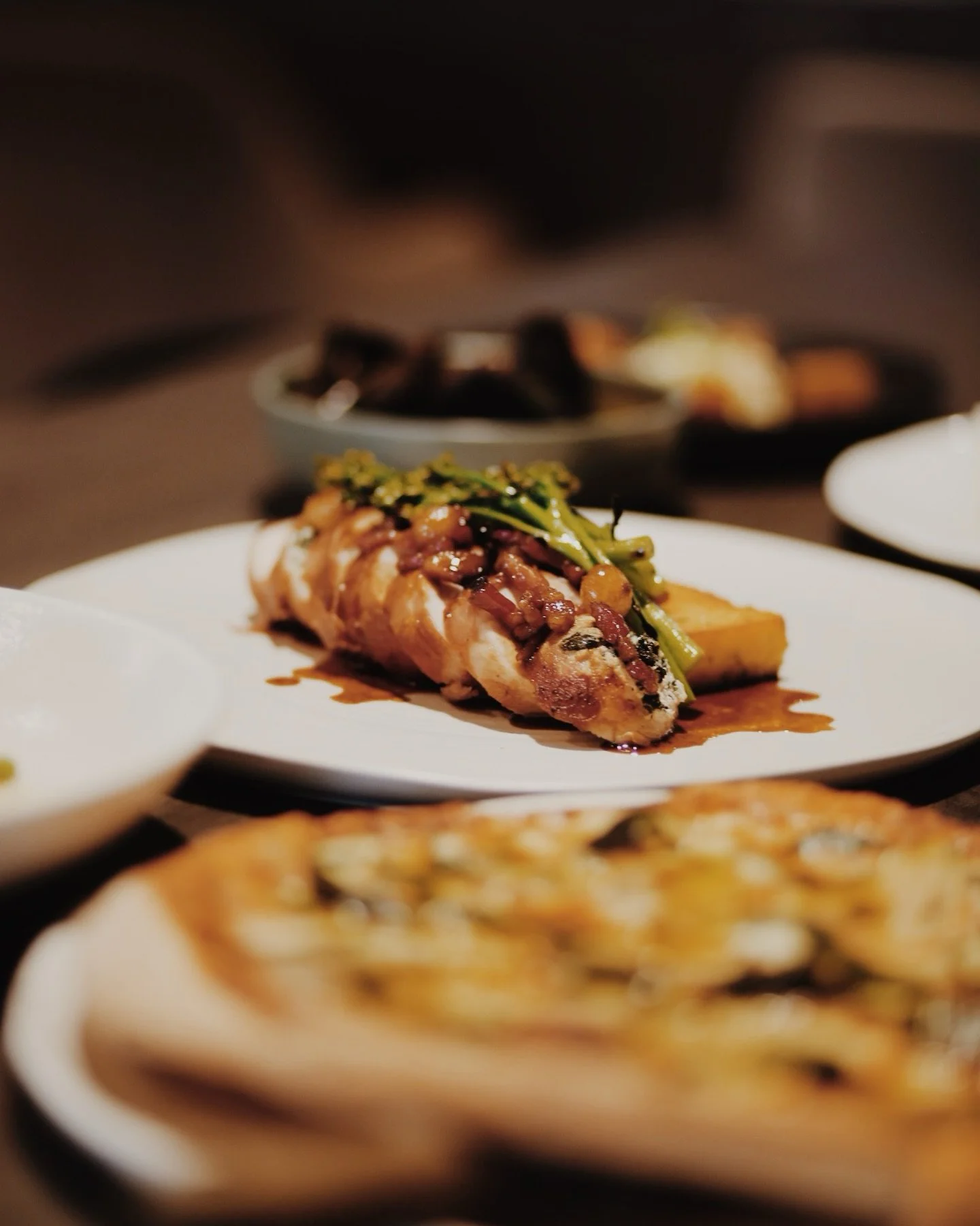 If the food&rsquo;s incredible but the photo doesn&rsquo;t show it&hellip;
you&rsquo;re missing a major marketing opportunity 🍝📸

Food photography on social media isn&rsquo;t just about looking pretty, it&rsquo;s about getting people to stop scroll