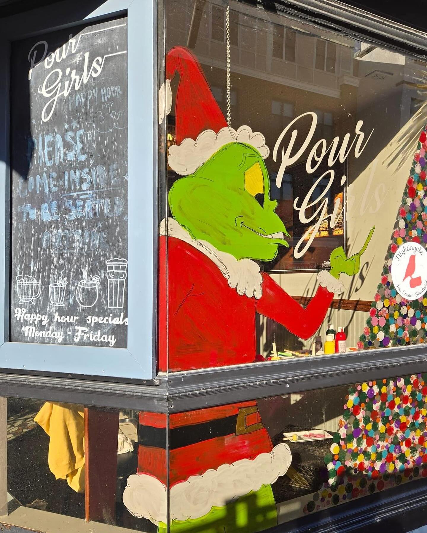 🎶You&rsquo;re a three-decker sauerkraut and toadstool sandwich with arsenic sauce! 🎶 🎄 #DowntownHamptonVA