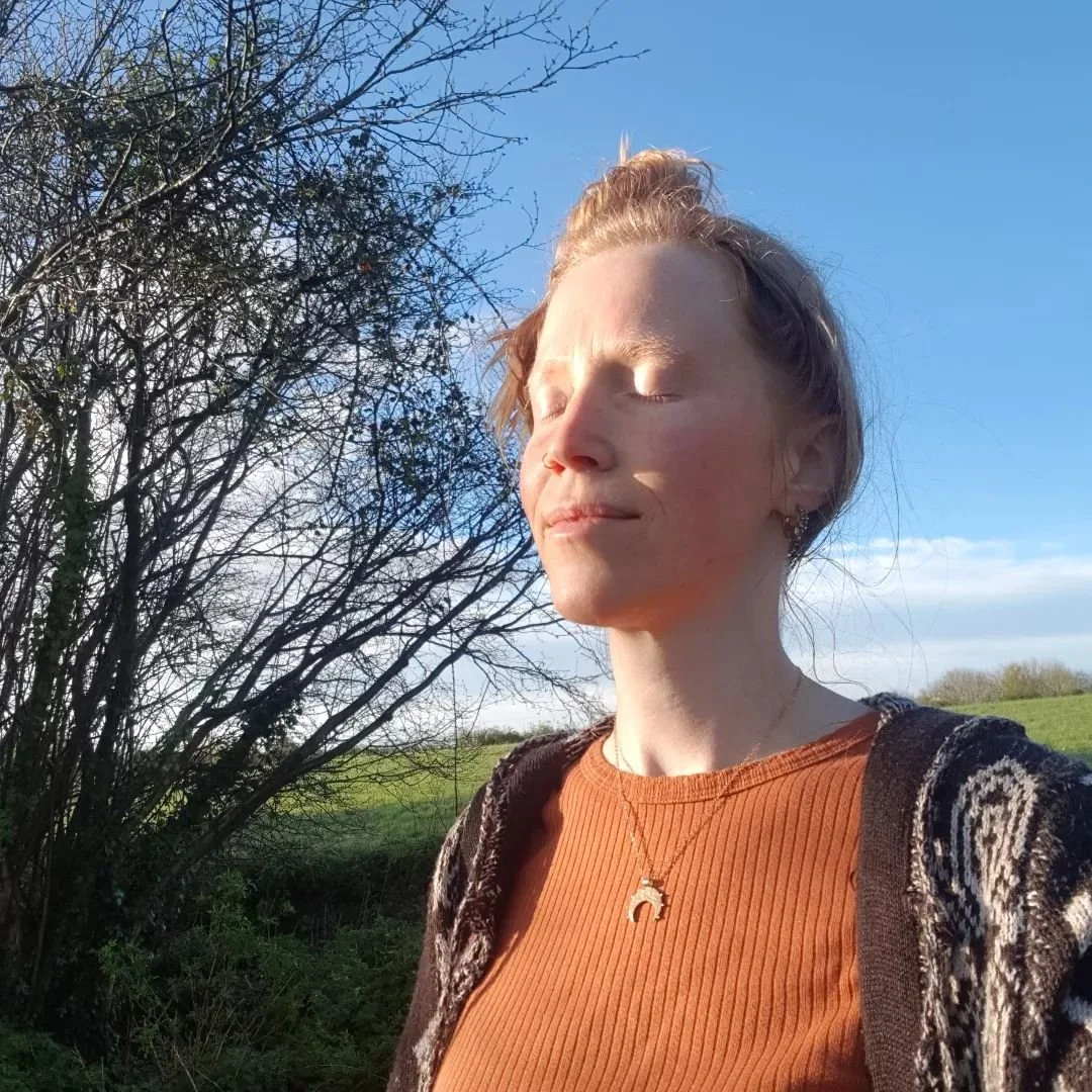 See you all tomorrow (4th May) for Stroud market deliciousness...I'm predicting sun🌞shine and good vibes 🌟 in this Beltane portal 🌹
#jewellerydesign #stroudmarket #moonpendant #strouddesigner #stroudfarmersmarket #moonjewellery #astrologyjeweller