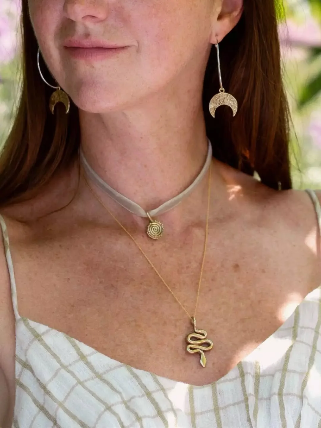 The Moon 🌛 The Spiral 🌀 and the Snake🐍

Could be the beginning of a great mythological story!&nbsp;

These 3 sacred symbols I return to again and again as powerful reminders of our inner and outer cycles, our potential for deep transformation and 