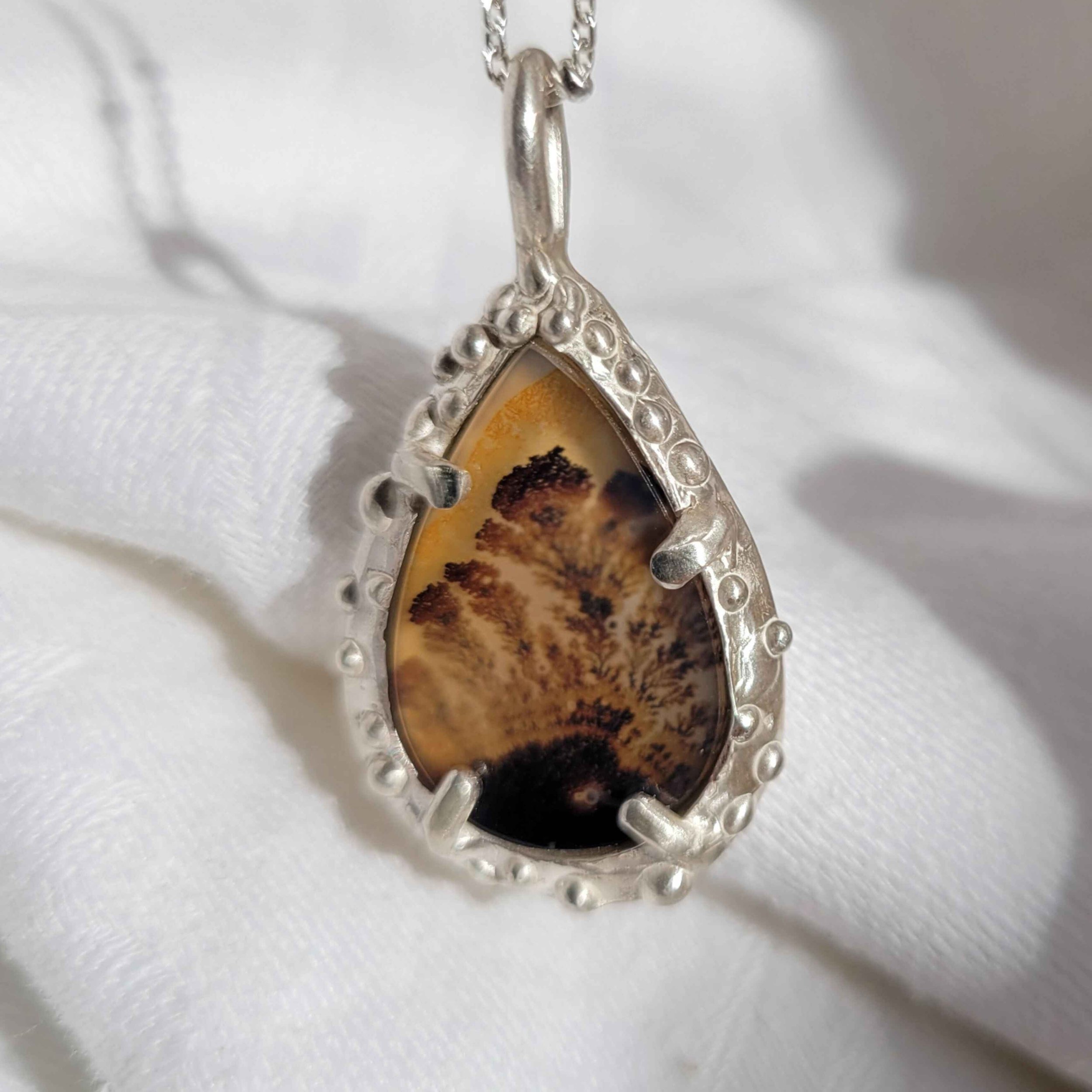 _silver agate pendant 2.jpg