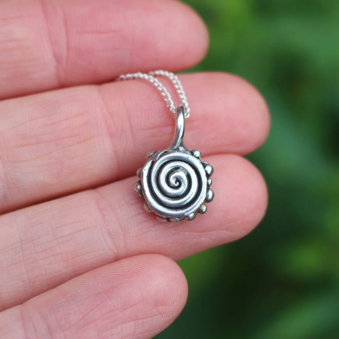 Spiral charm silver 2.jpg