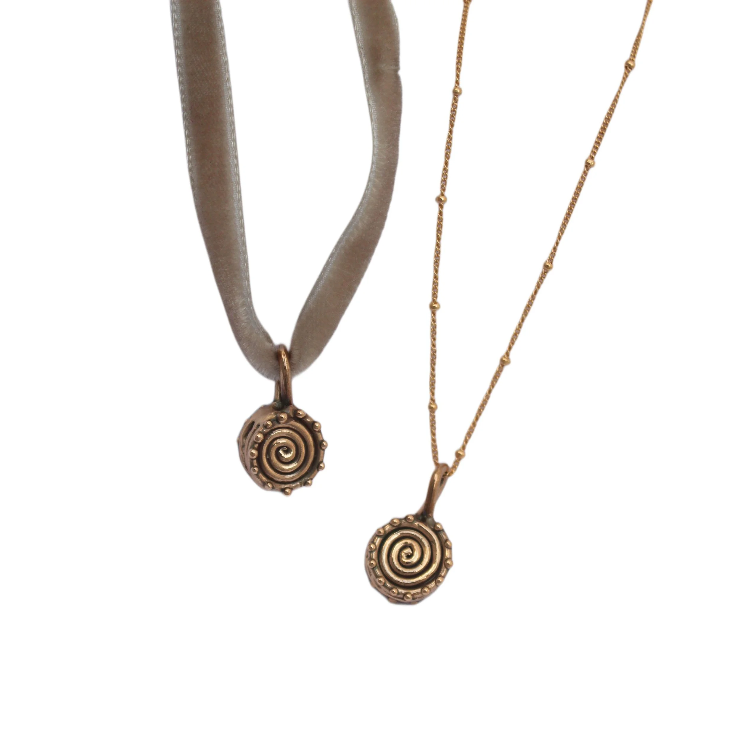 Bronze Spiral Pendant chain and velvet 2.jpg
