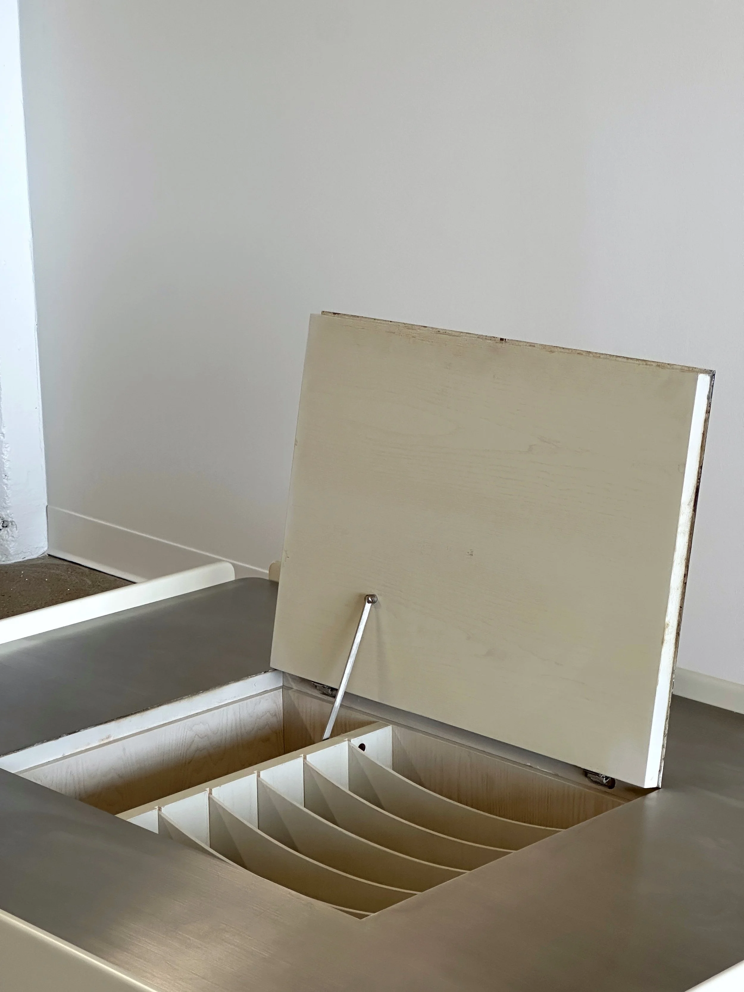 Caori Coffee Table-8.jpg