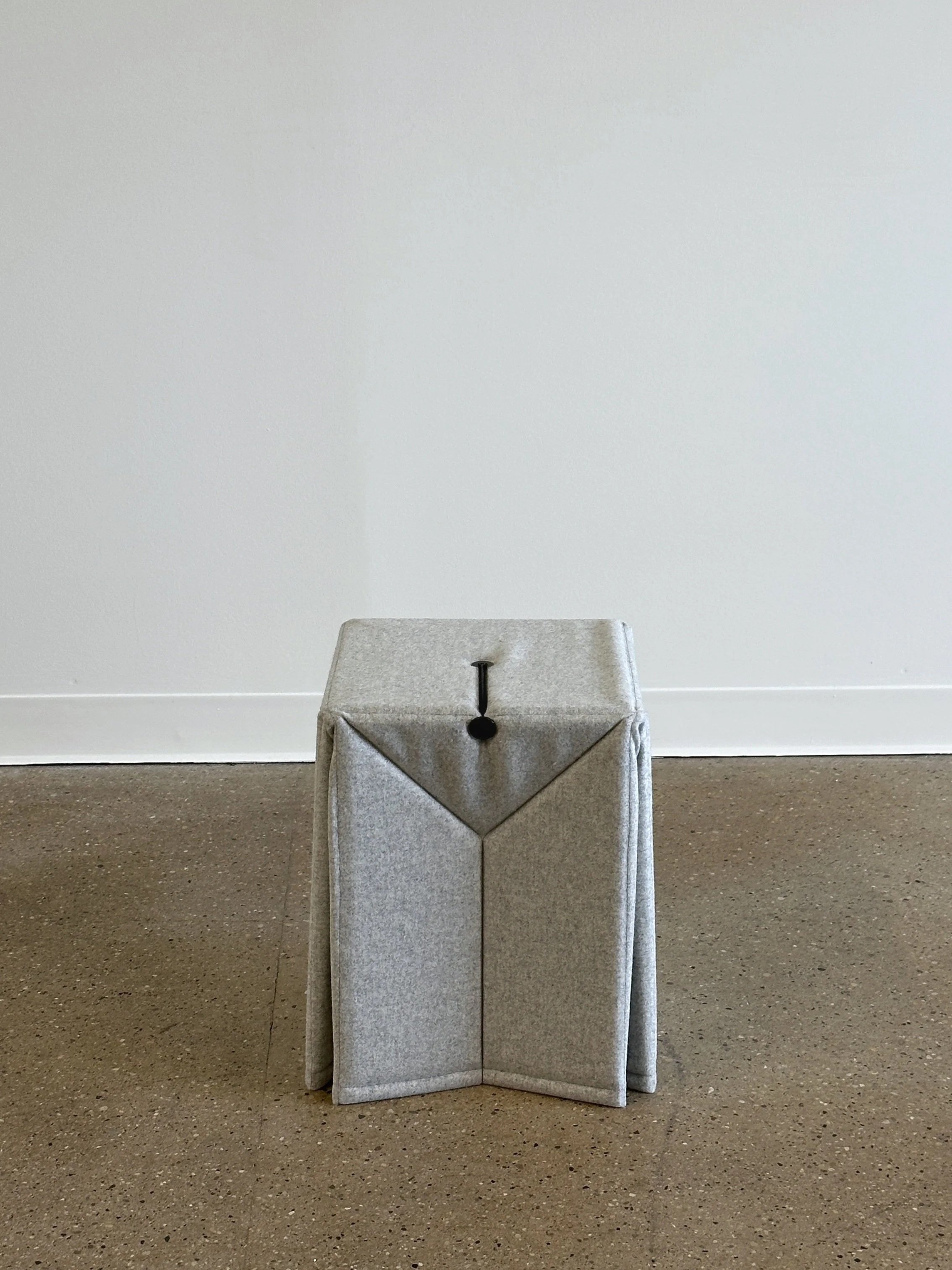 Tapis+Tabouret-2.jpg