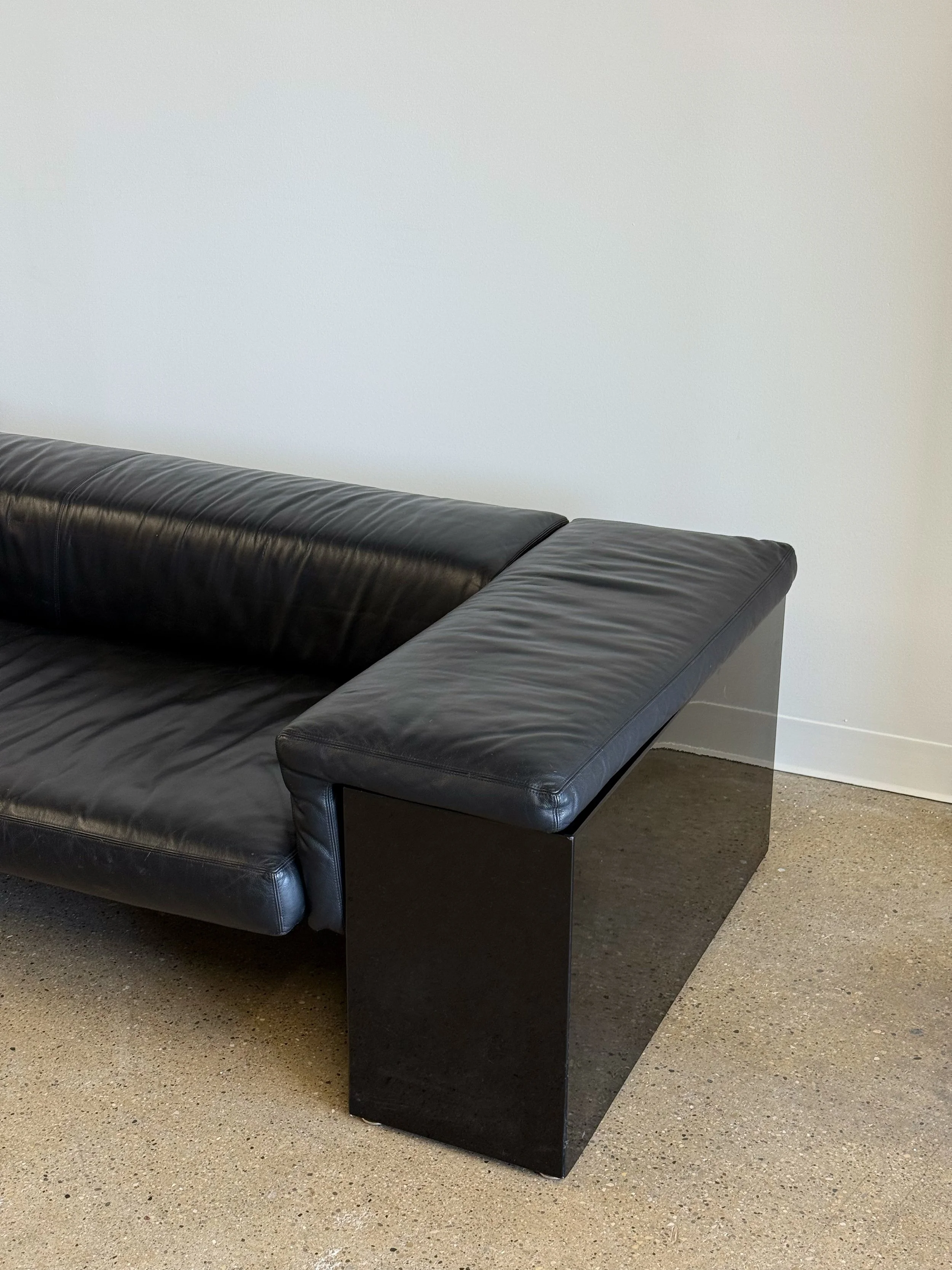 brigadier sofa-4.jpeg