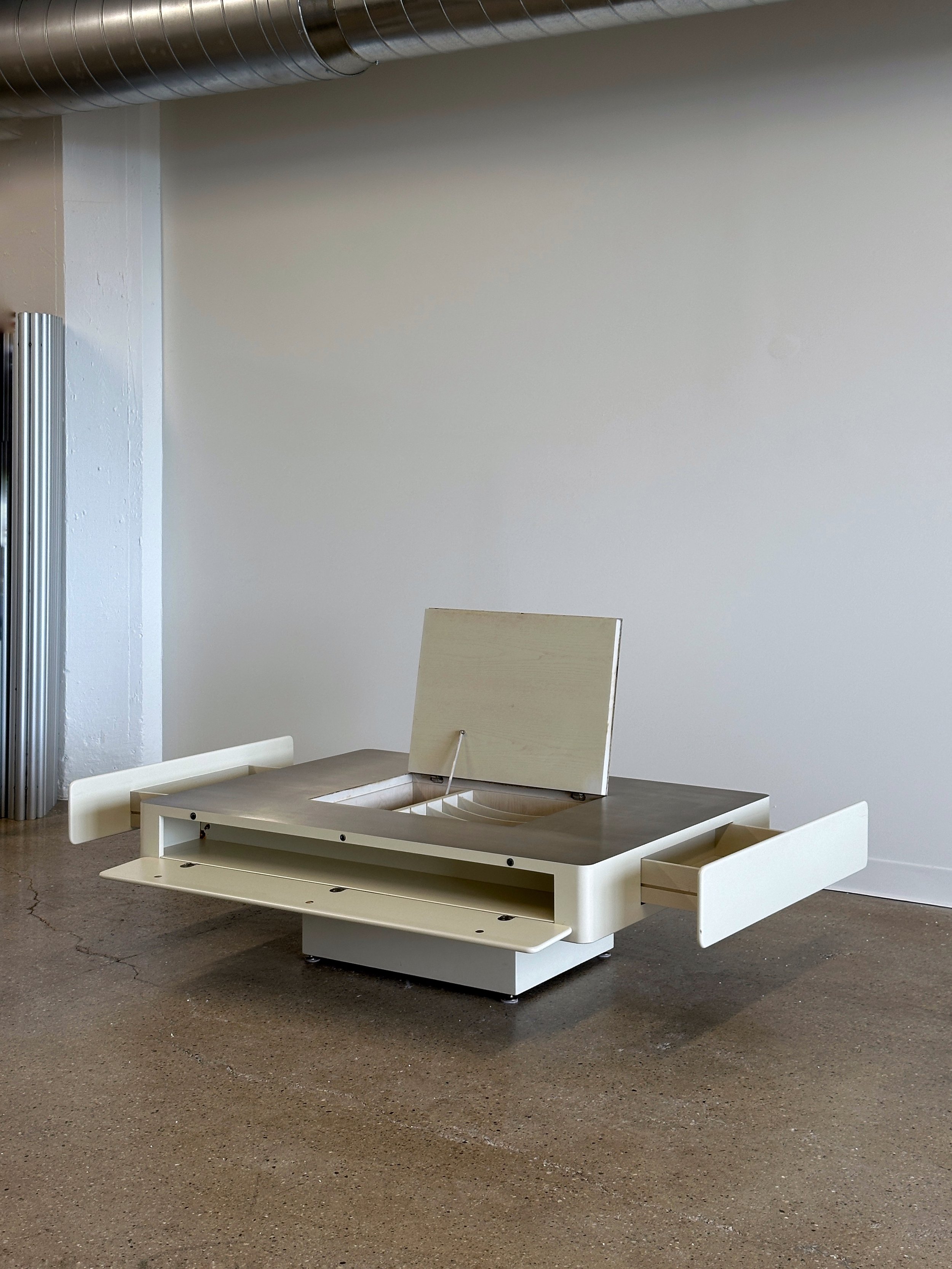 Caori Coffee Table-3.jpg