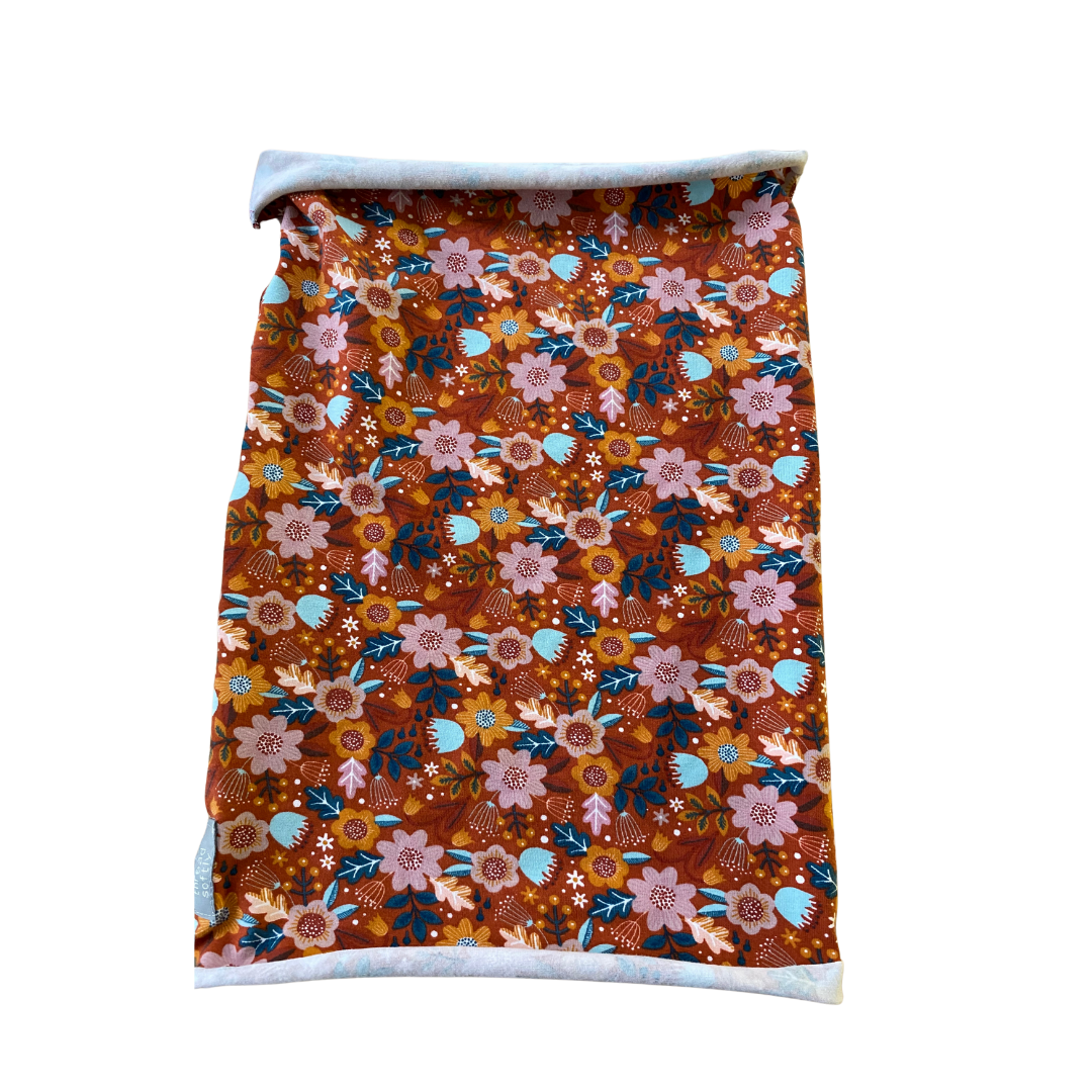 brique flower flat.png