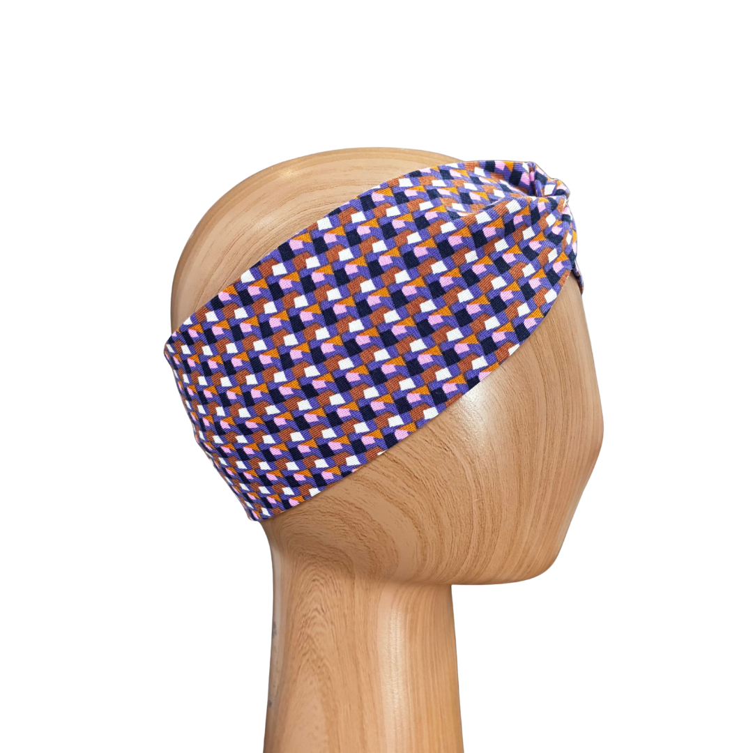 pink tumbling twist side.png