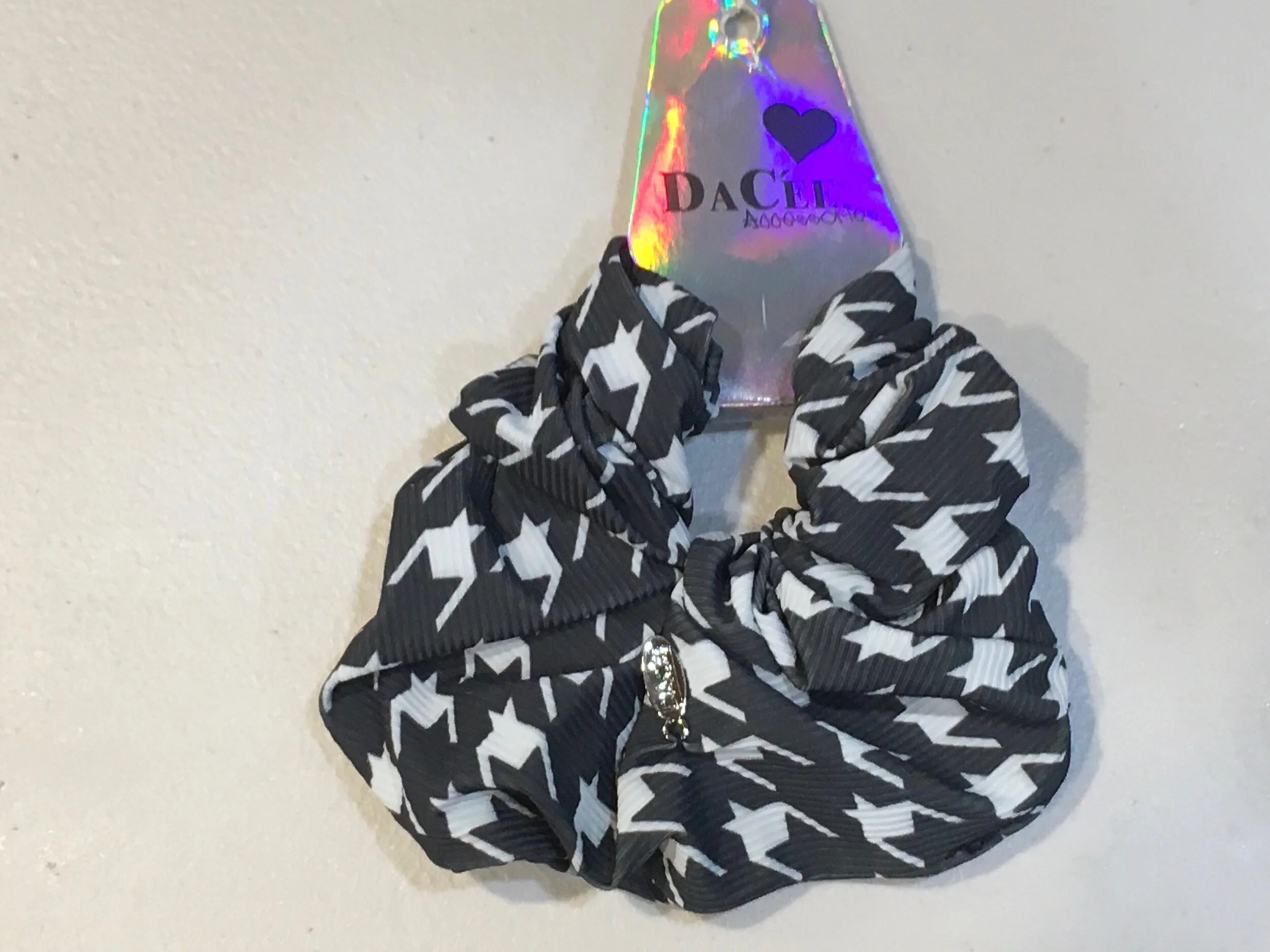 E32FBE4D-165C-493E-A60F-AD9A0286F0AC