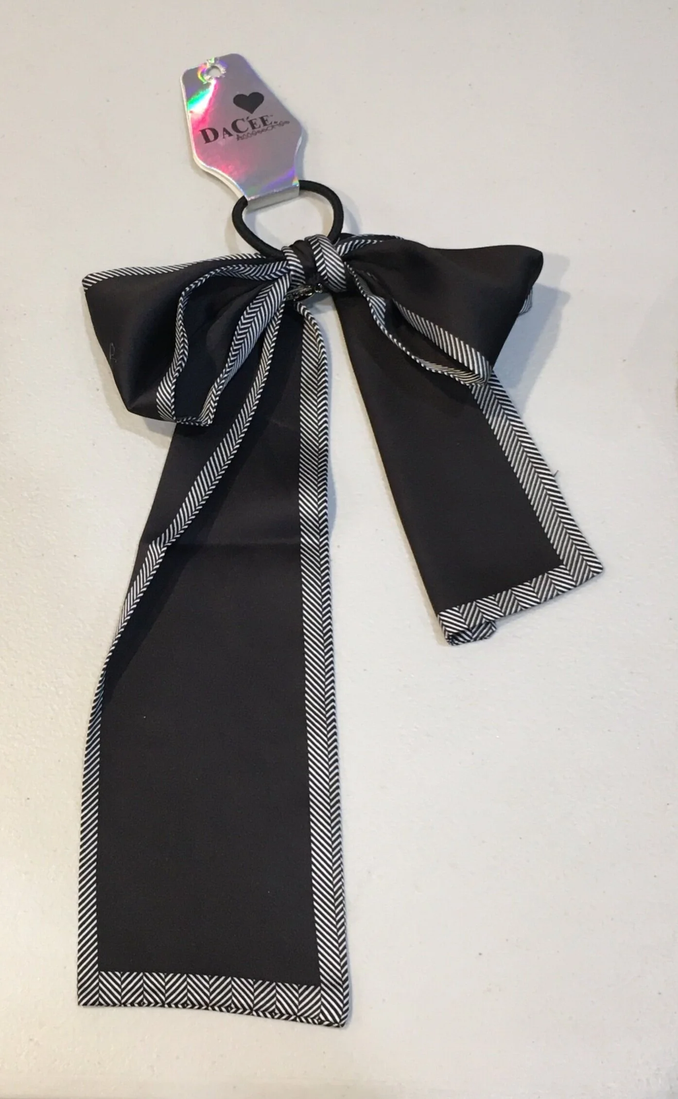 76C5D23A-38A7-4A45-8C63-2C17E26366E6