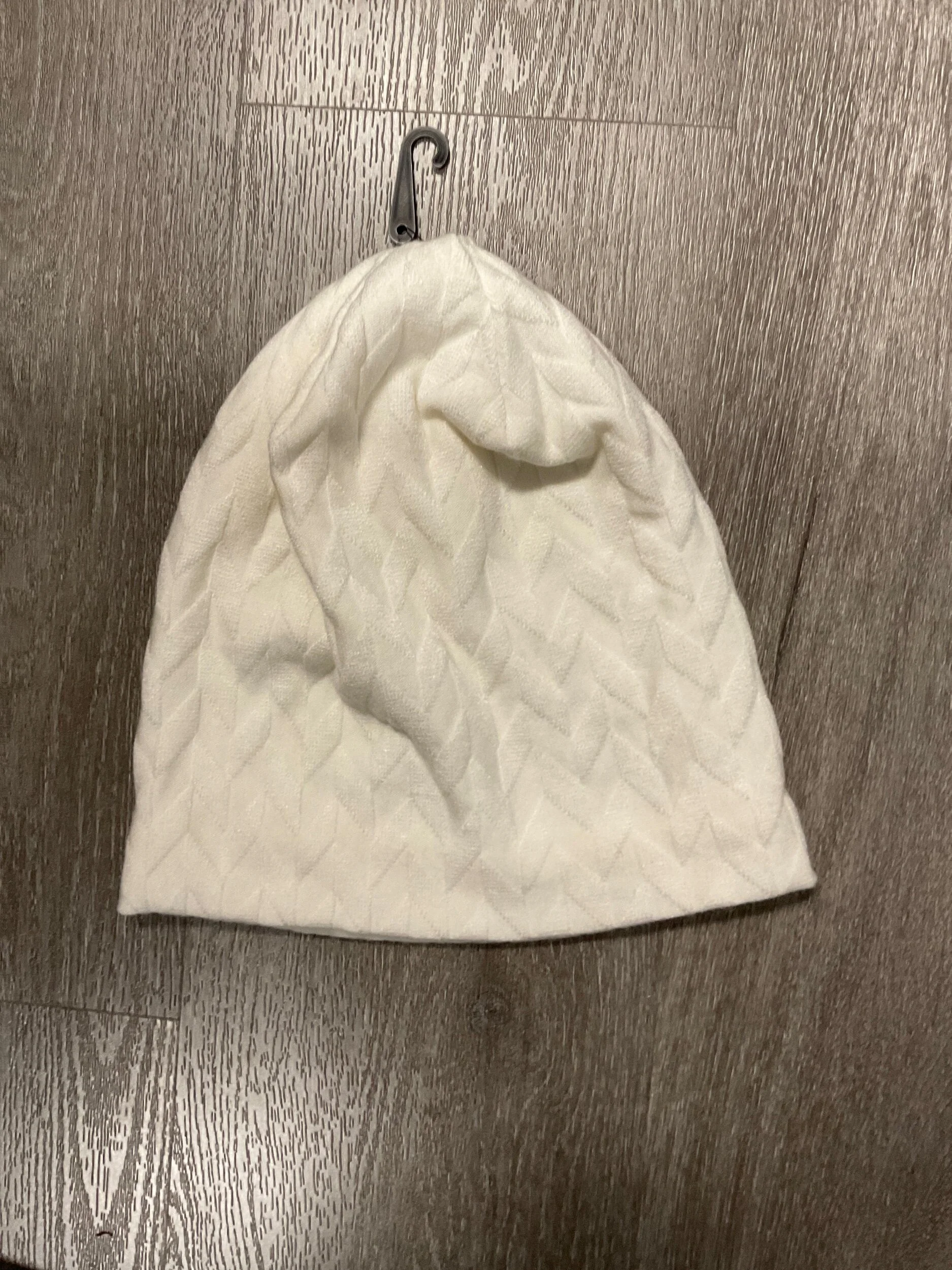 E3EFFB76-F908-41F7-9674-885BAE20E65B