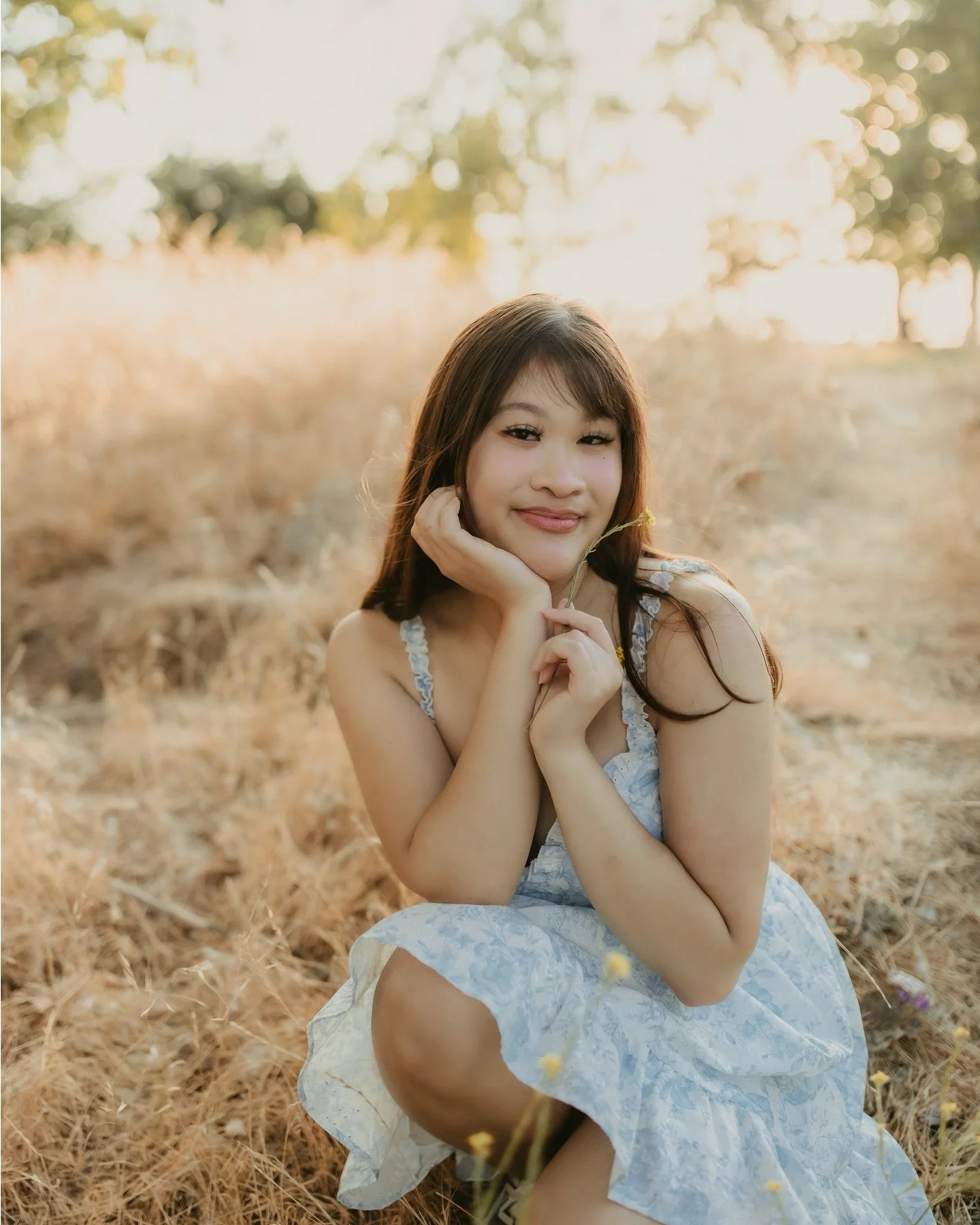 I had a wonderful graduation session with Kiara back in June! She radiates such warmth and kindness, and her love for Japanese culture truly shines through. I&rsquo;m so excited for her as she start on her journey to teach in Northern Japan, where sh