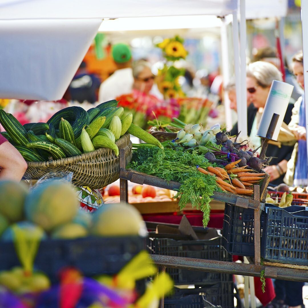 Day 3 of 10 Days of Lingering: Take time to linger through a local farmer's market! Love the Saturday a.m. Reston Farm Market at Lake Anne and the Sunday a.m. at Mosaic. Even if you don&rsquo;t buy anything, you can enjoy people watching and other su