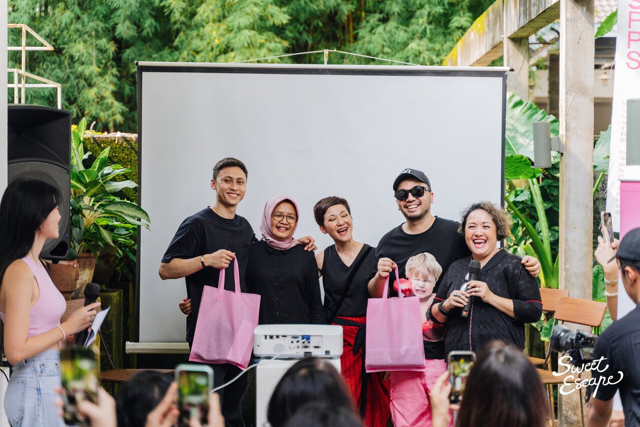 Sesi Pink Talk bersama Lovepink Indonesia.jpg