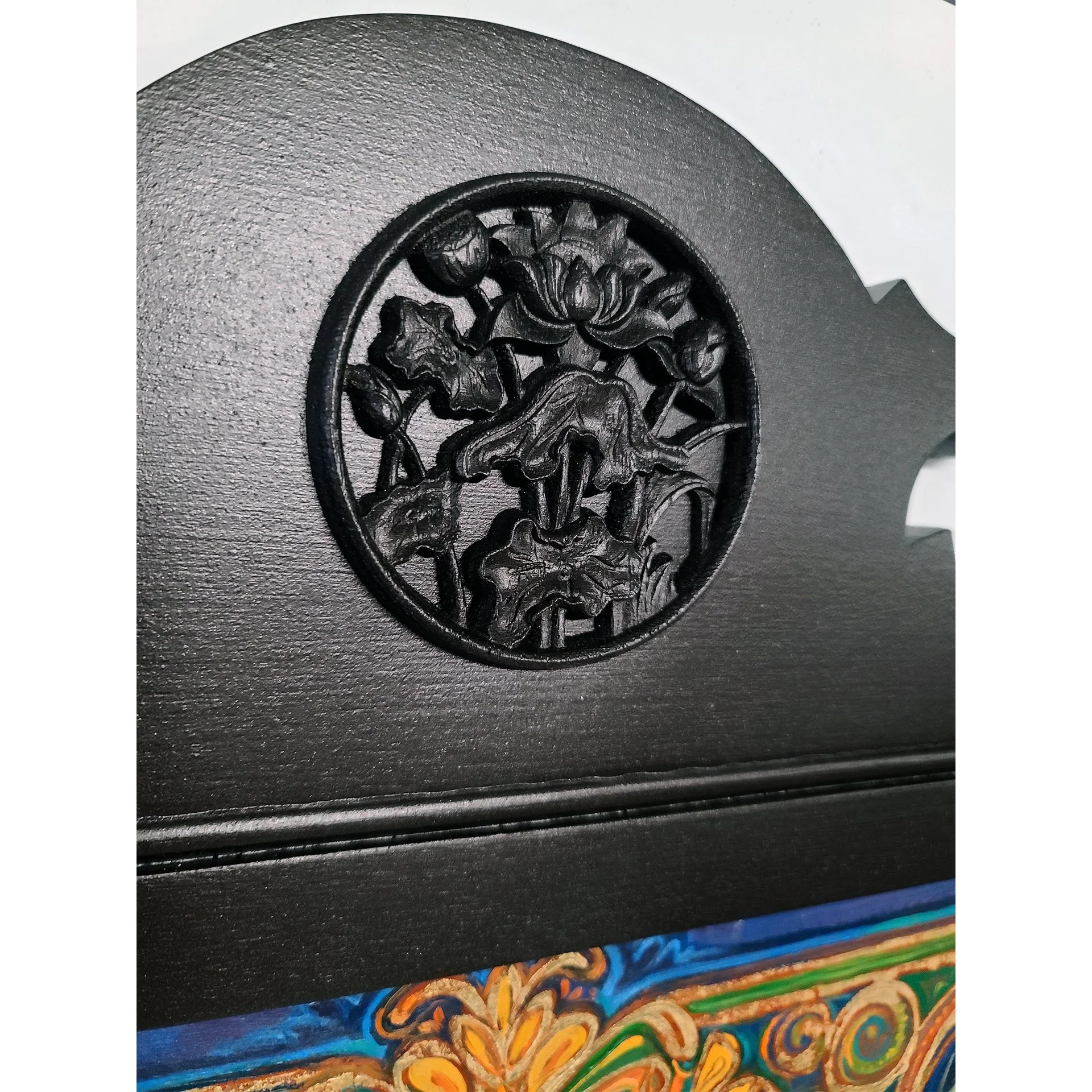 Frame Detail Dream away Raven.jpg