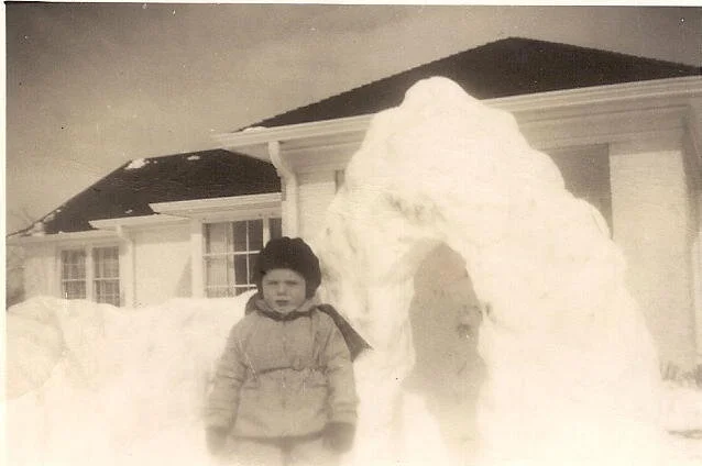 Mike in front of first Winnetka house