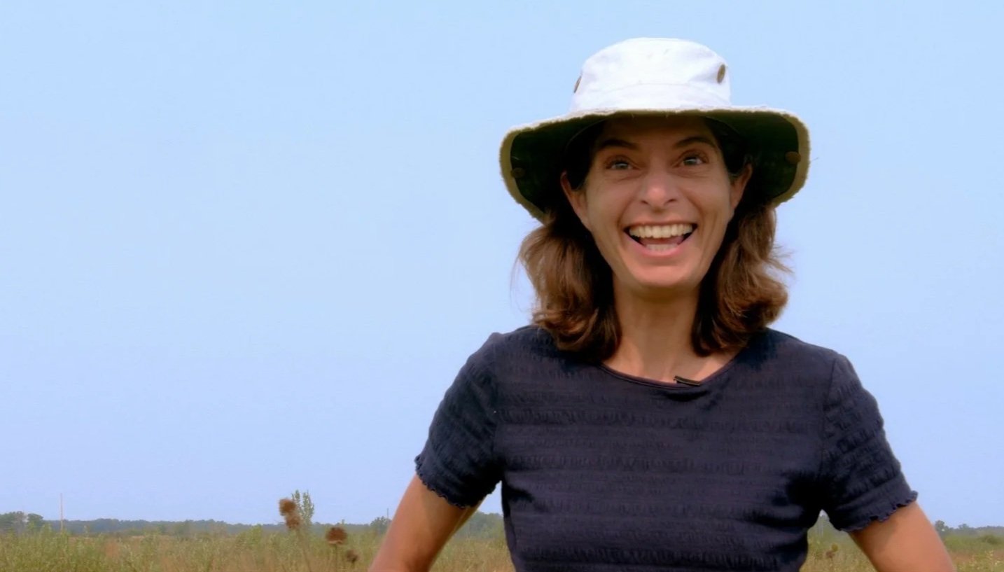 Laura Reeves is a very enthusiastic botanist in Gardenton, Manitoba, Canada