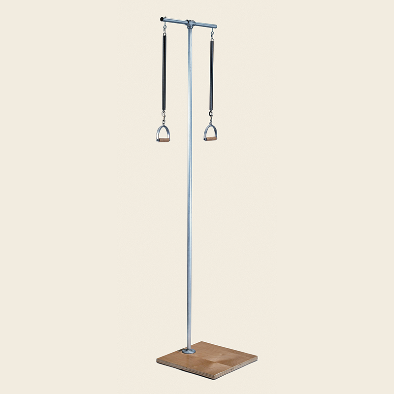 GRATZ_PILATES_PEDI_POLE.png