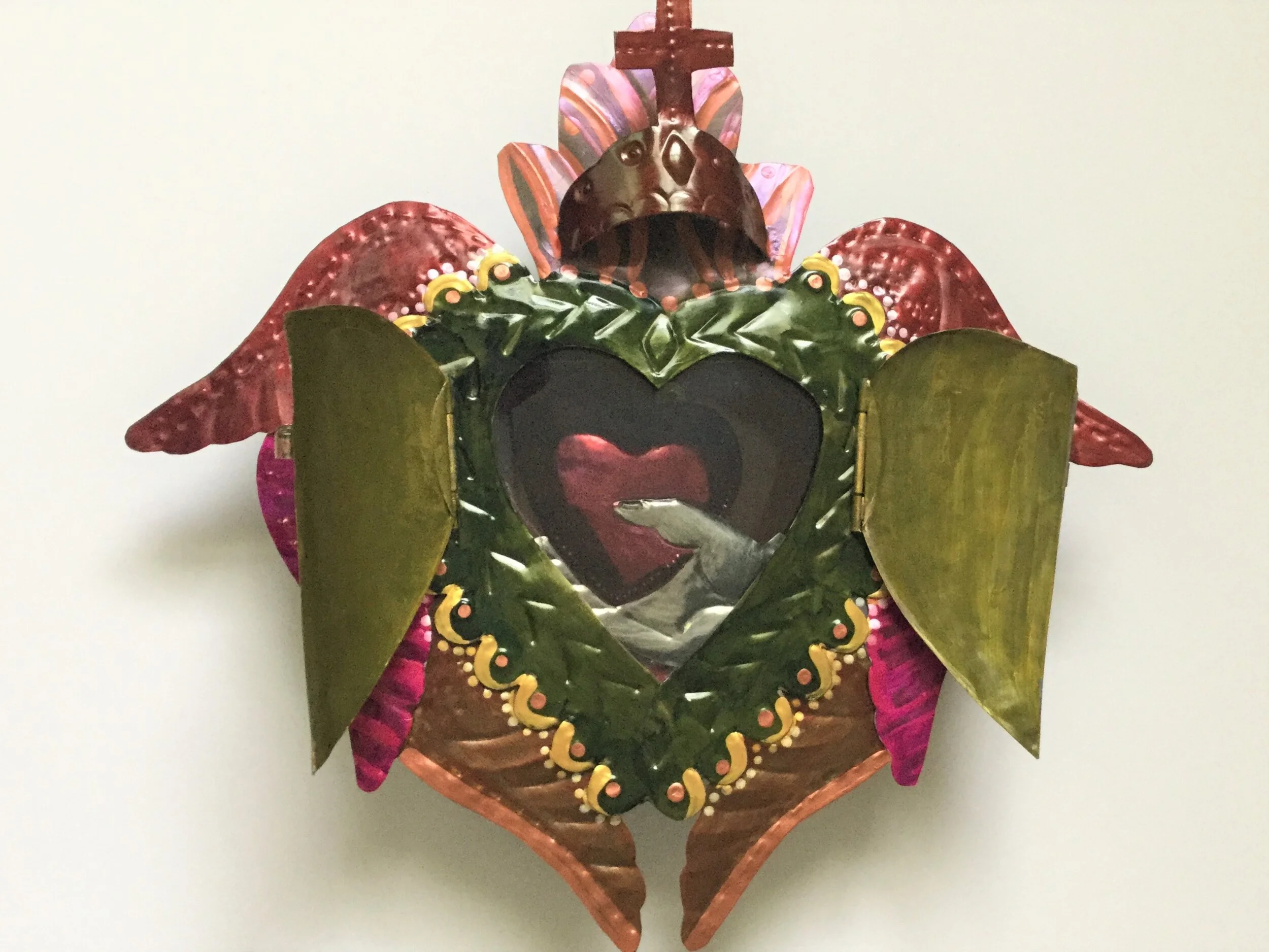 #12-K Nicho Double Heart open doors.JPG