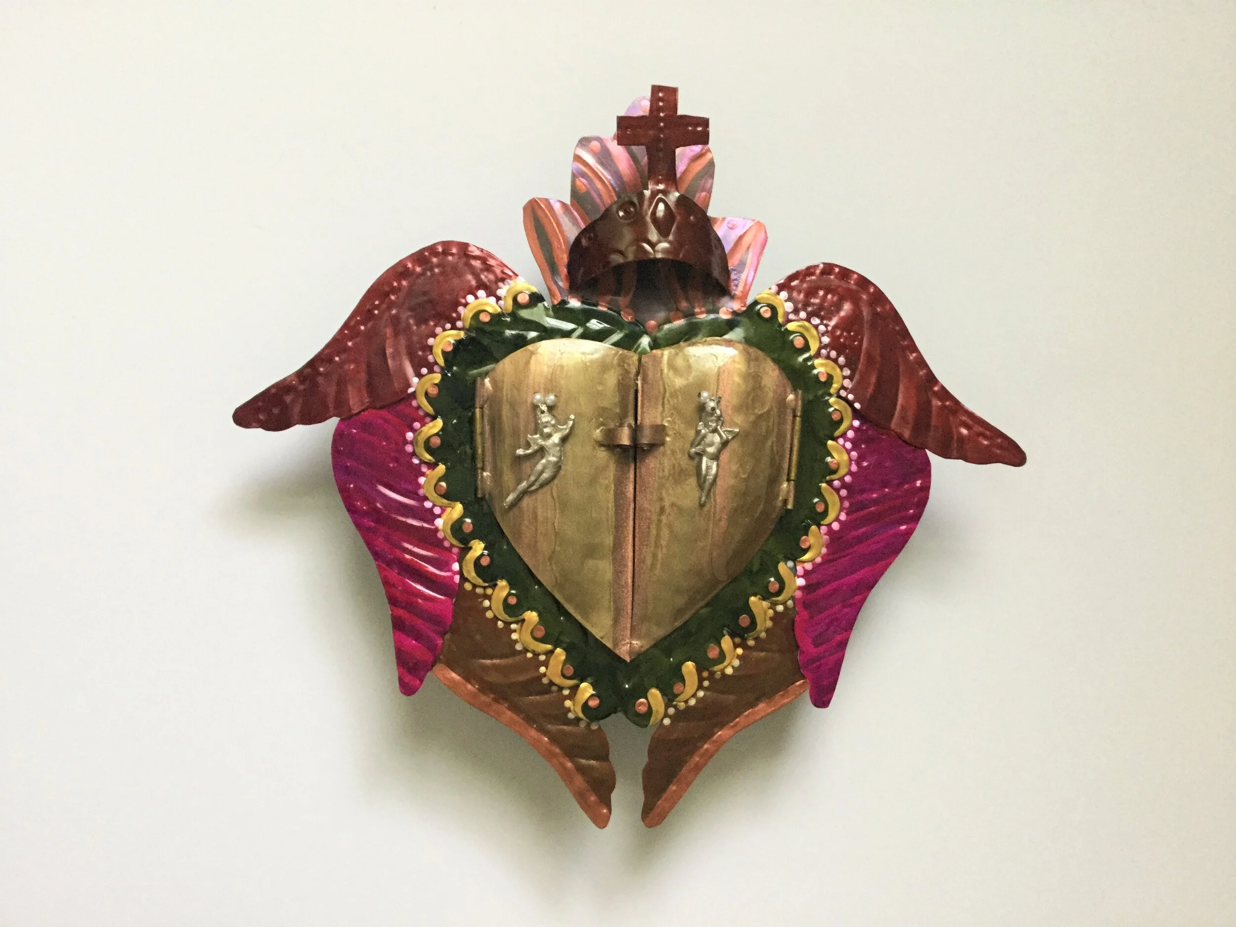 #12-K Nicho Double Heart closed doors.JPG