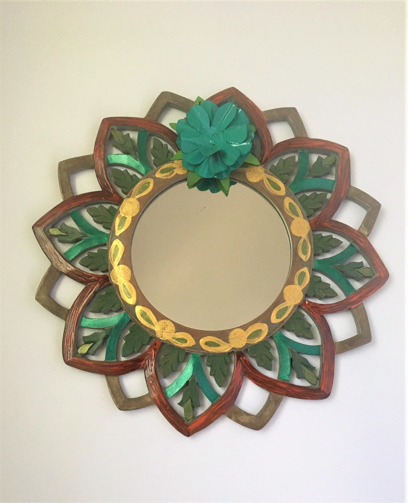 #40A Mirror Green Rose.JPG