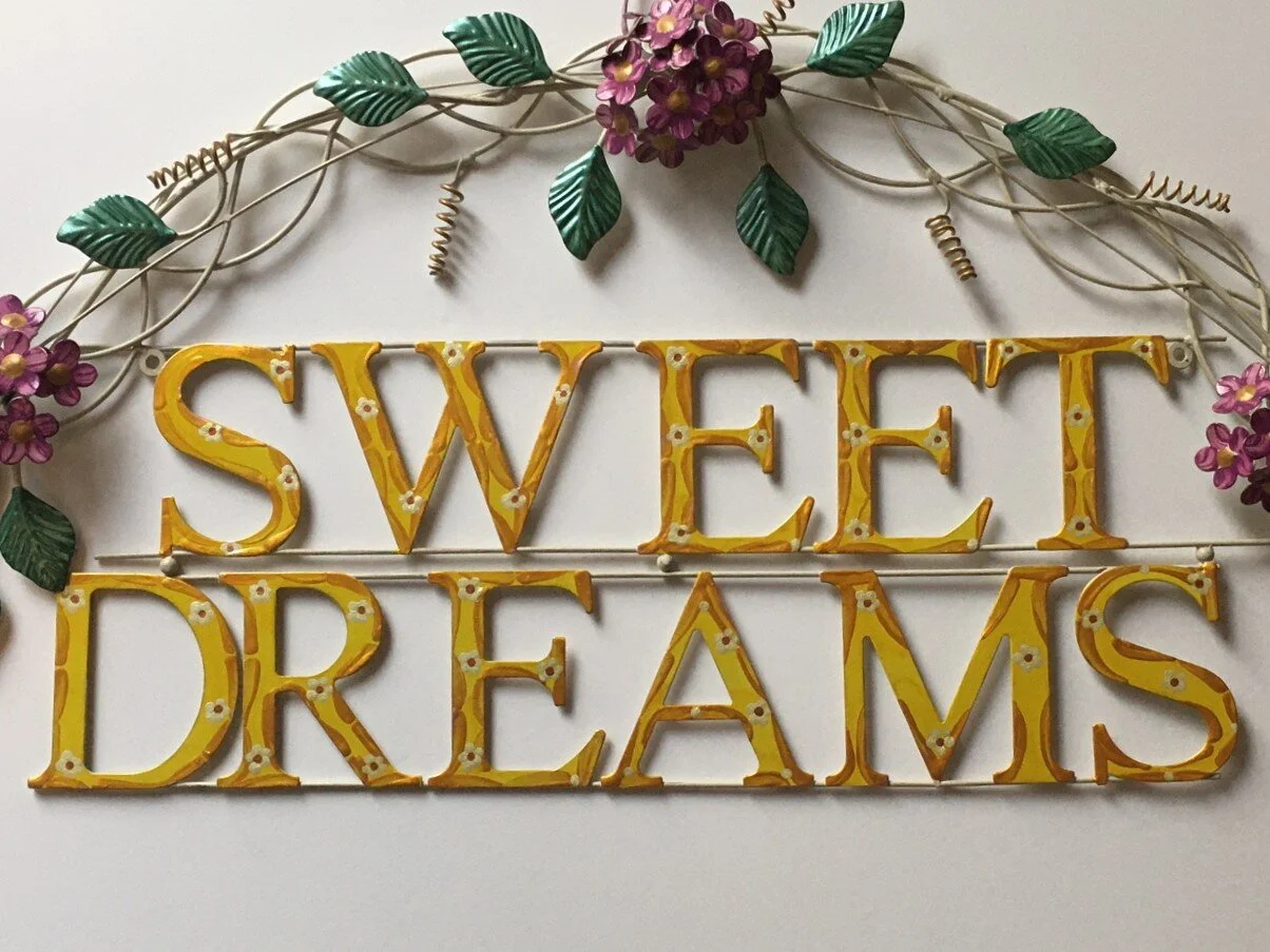 #21 Sweet Dreams detail.jpg