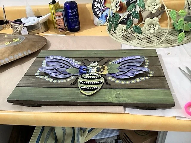 BEE #3.jpg
