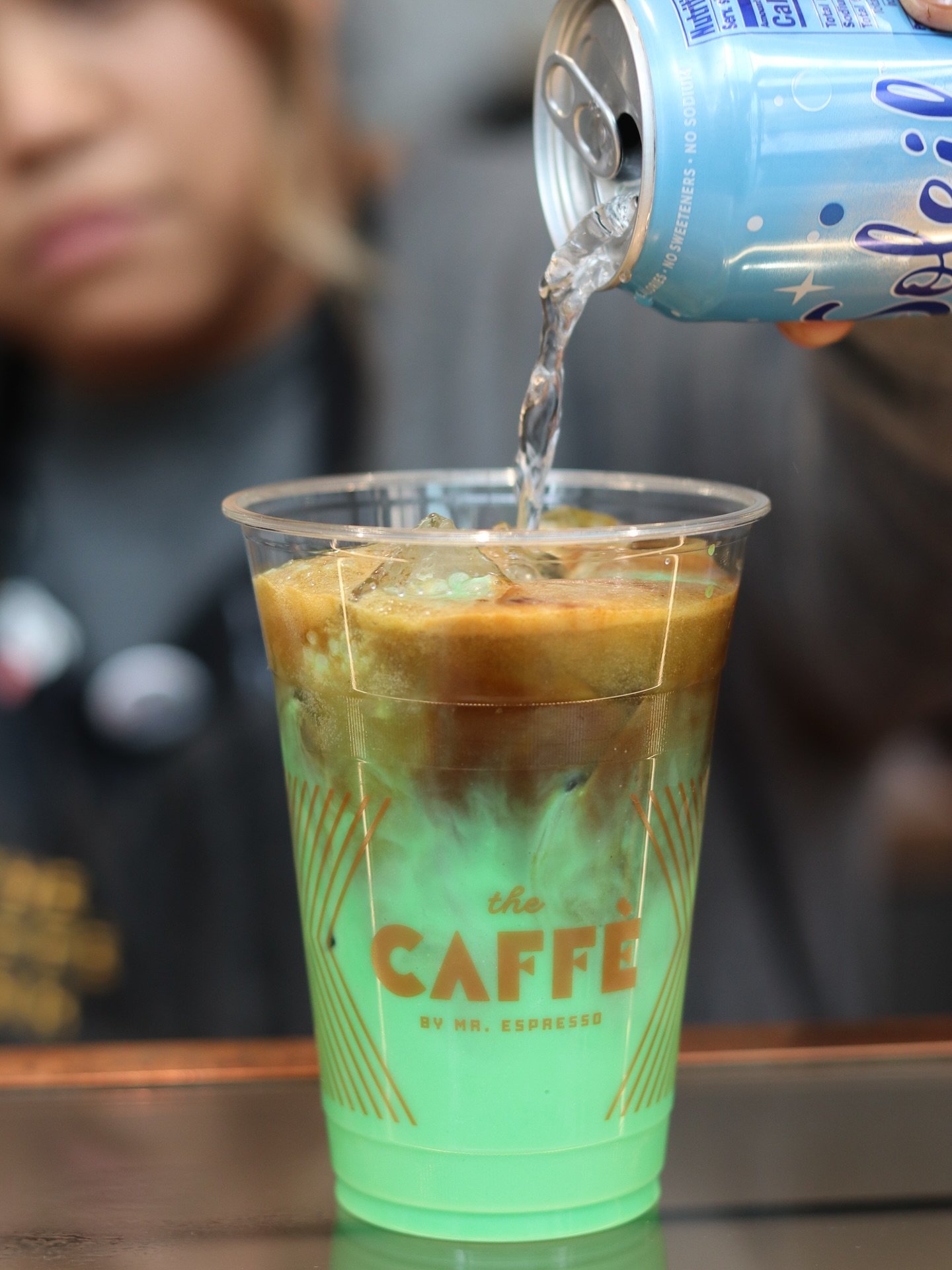 Needing THIS like right about now! ☕️ Still thinking about @thecaffeoak&rsquo;s collab drink with @liondancecafe: Pandan Egg Cream 🤤

This drink is part of The Caff&egrave;&rsquo;s ongoing chef collab series where they team up with local chefs to cr