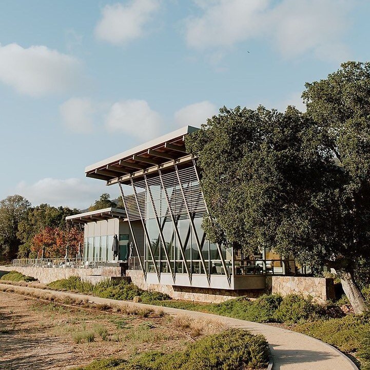 When sipping your way through Sonoma with us, you&rsquo;ll find yourself at @hamelfamilywines. This epic estate is home to a 7,000-square-foot winery, a sustainable green-growing living roof, a 12,000-square-foot wine cave for the barrels and Reserve