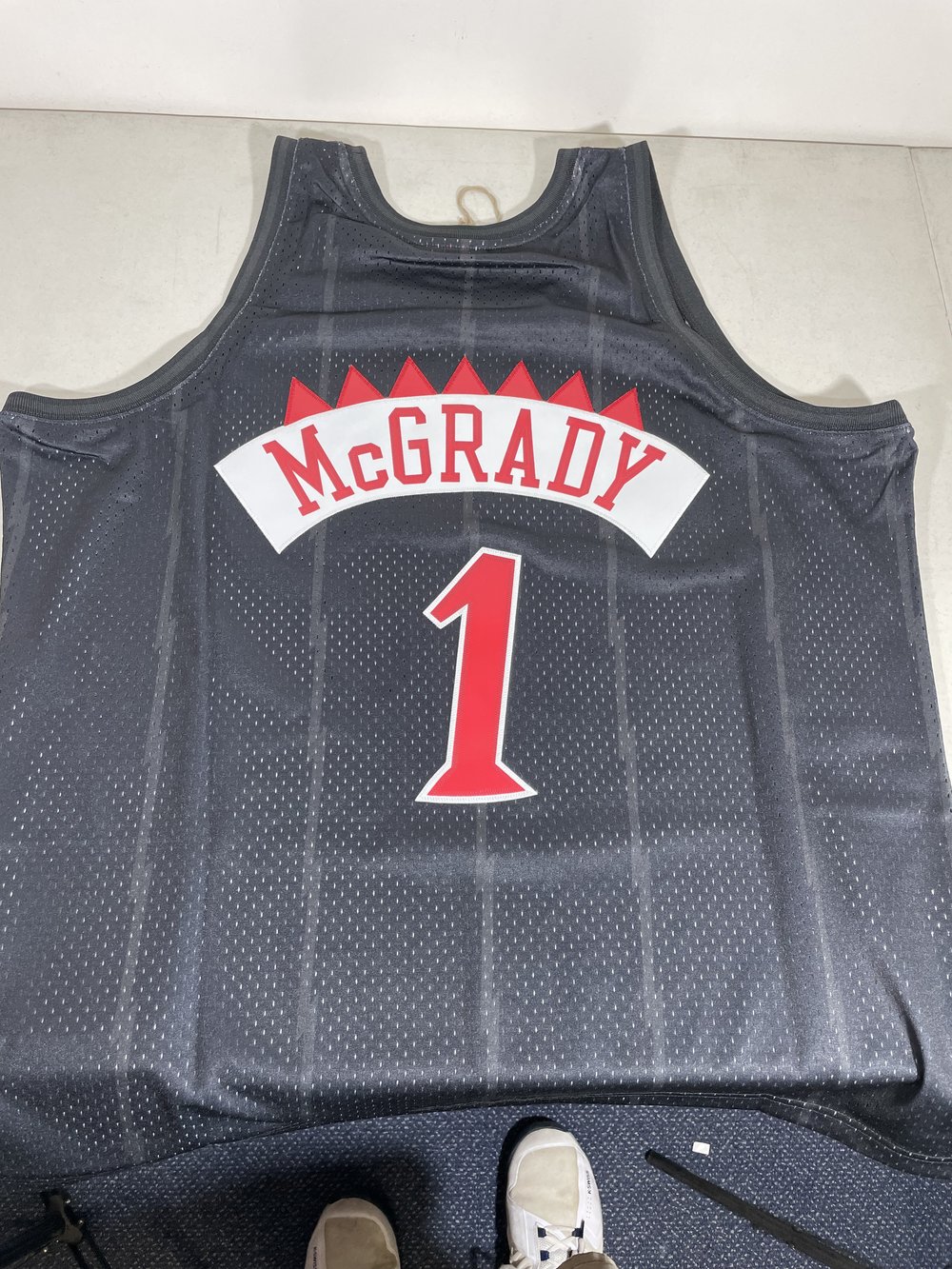 tracy mcgrady black raptors jersey