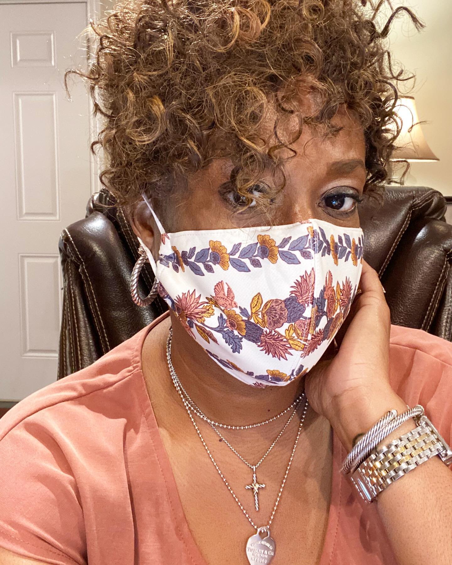 Wear A Mask. Save A Life.*
*
*
🗣😷 Message from your #HealthcareProfessional #HealthcareConsultant #SaveLives