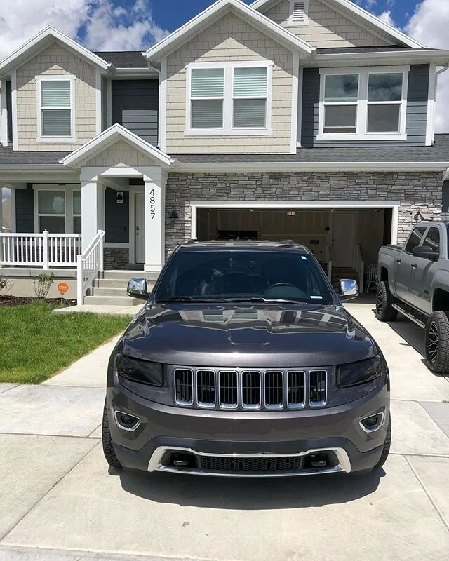 Headlight and tail light tint done on @luci_drk air ride Jeep 😎

Dm for business inquires 
#fombanation #cars #carsofinsta #drift #tints #lighttints #wraps #viny #vinylwraps #drift #carlifestyle #dreamcar #lowlife #lowered #rims #becauseracecar #fas