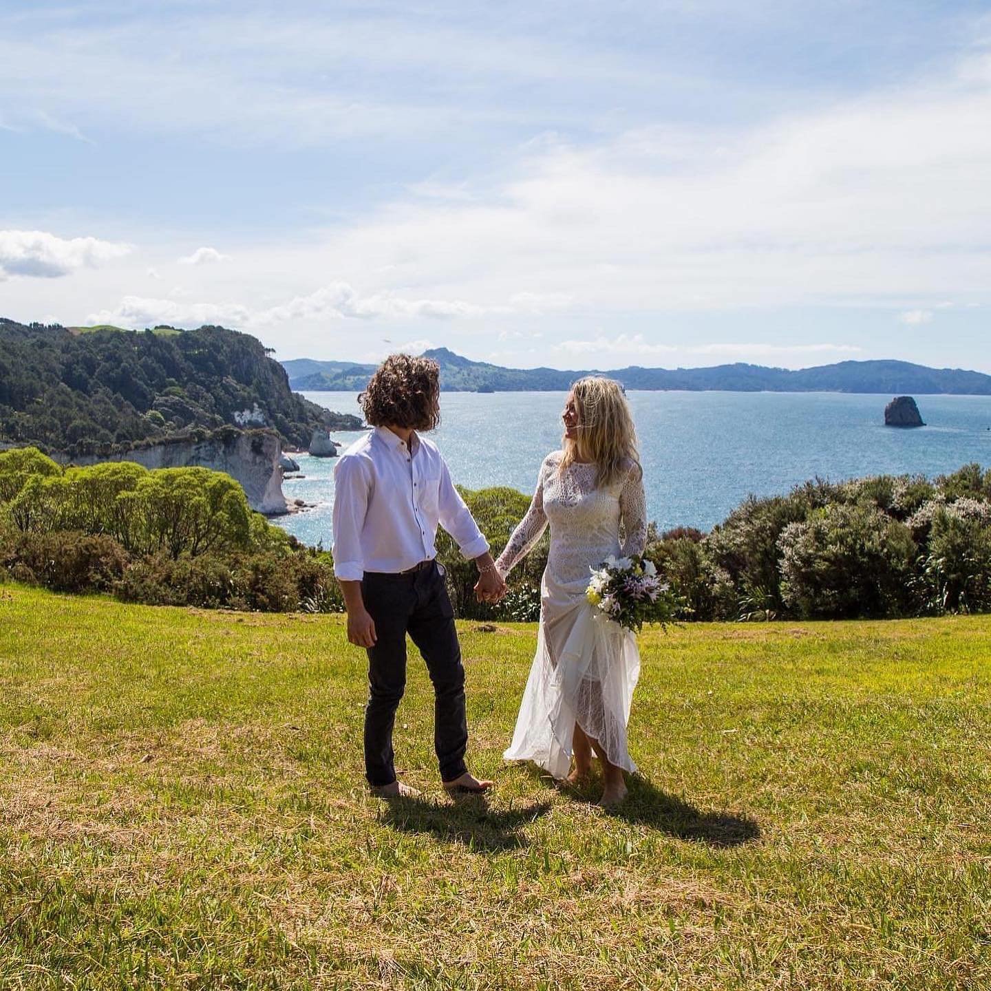 Thinking to elope on the gorgeous Coromandel? We provide all-inclusive packages for you and your fave in paradise! Thats right, all the details organised prior to your arrival, celebrant, flowers, accom, bubbles, hair &amp; make-up, photography, wedd