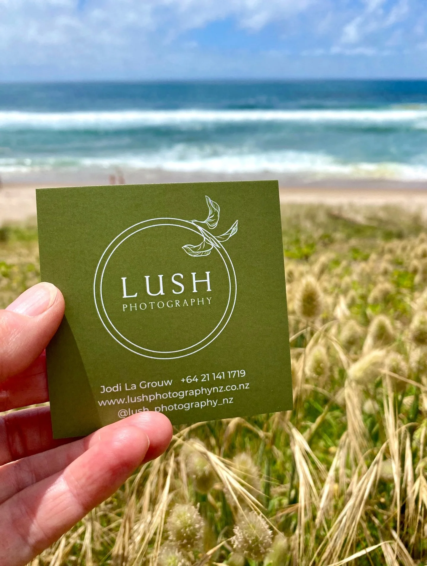 Lush Photography is at Tairua. Surfs up! 🌿🌿🌿