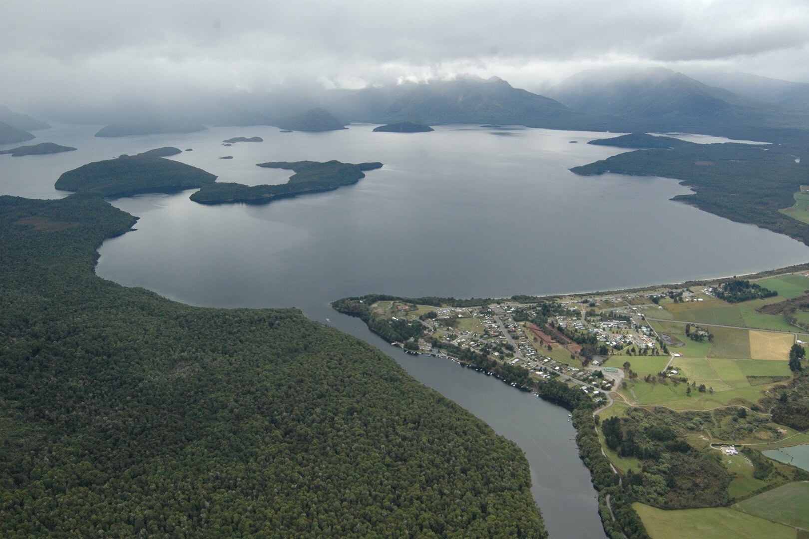 Manapouri township